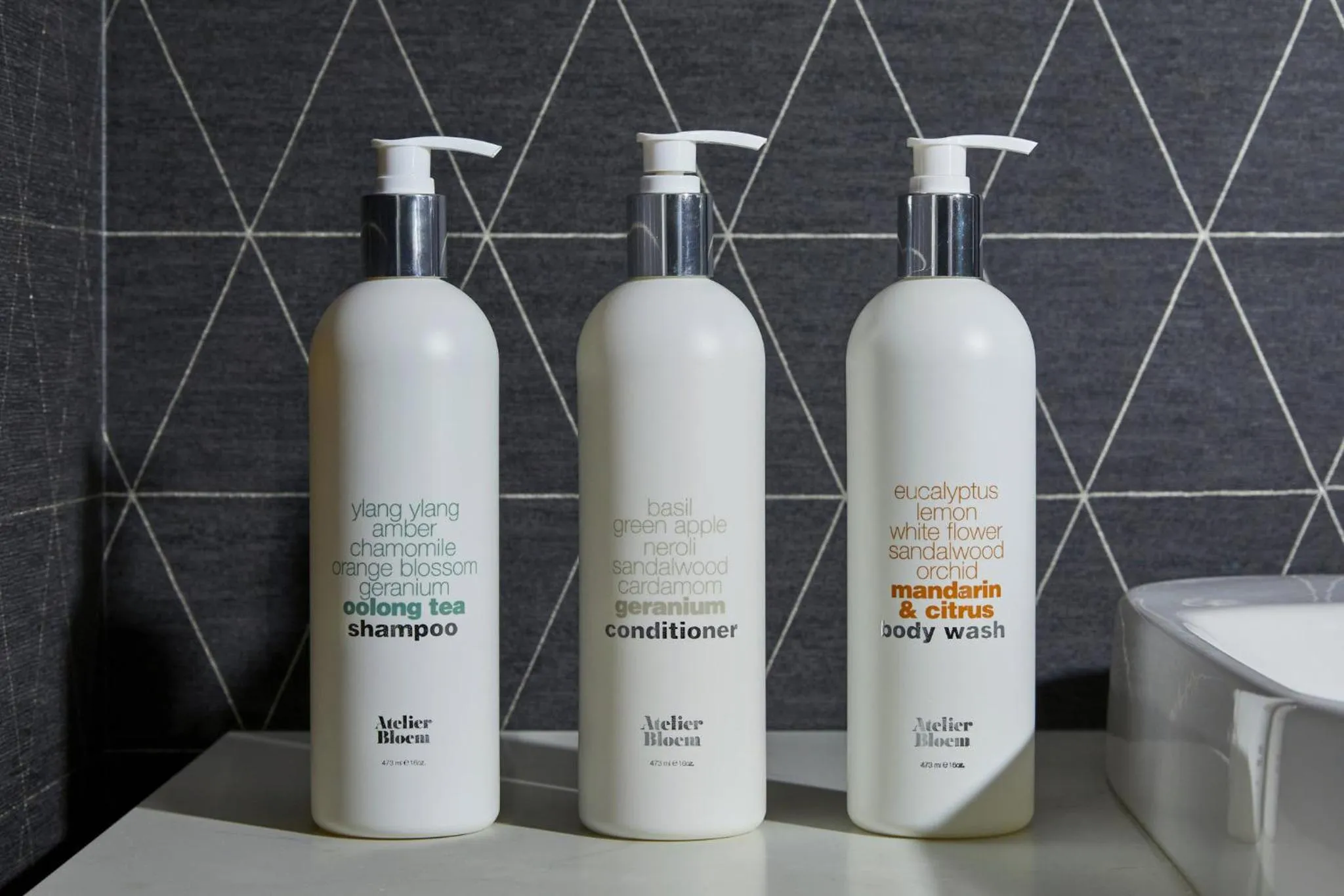 Photo of the whole room in Kimpton Marlowe by IHG