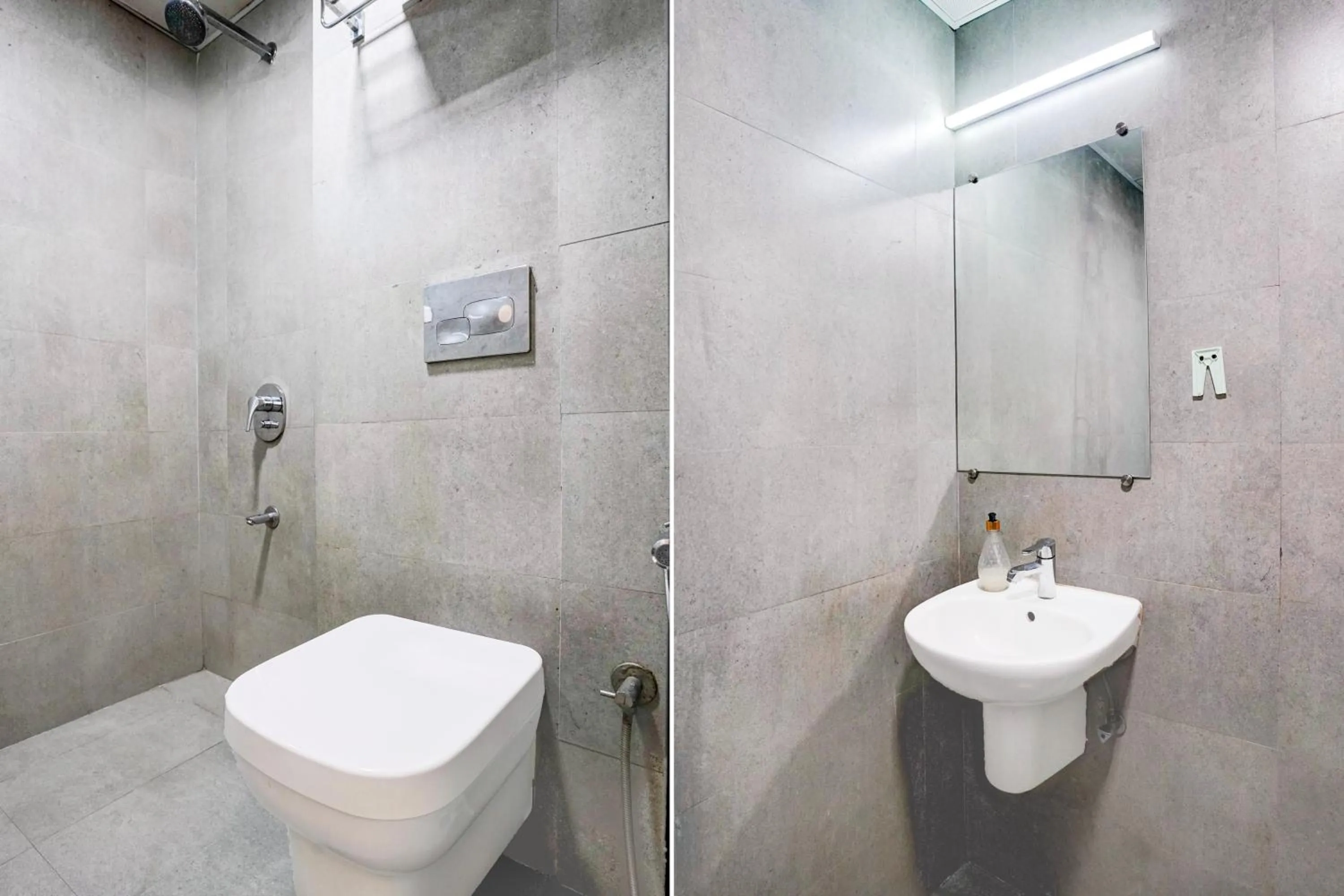 Bathroom in Super Townhouse PBG Mall Vashi