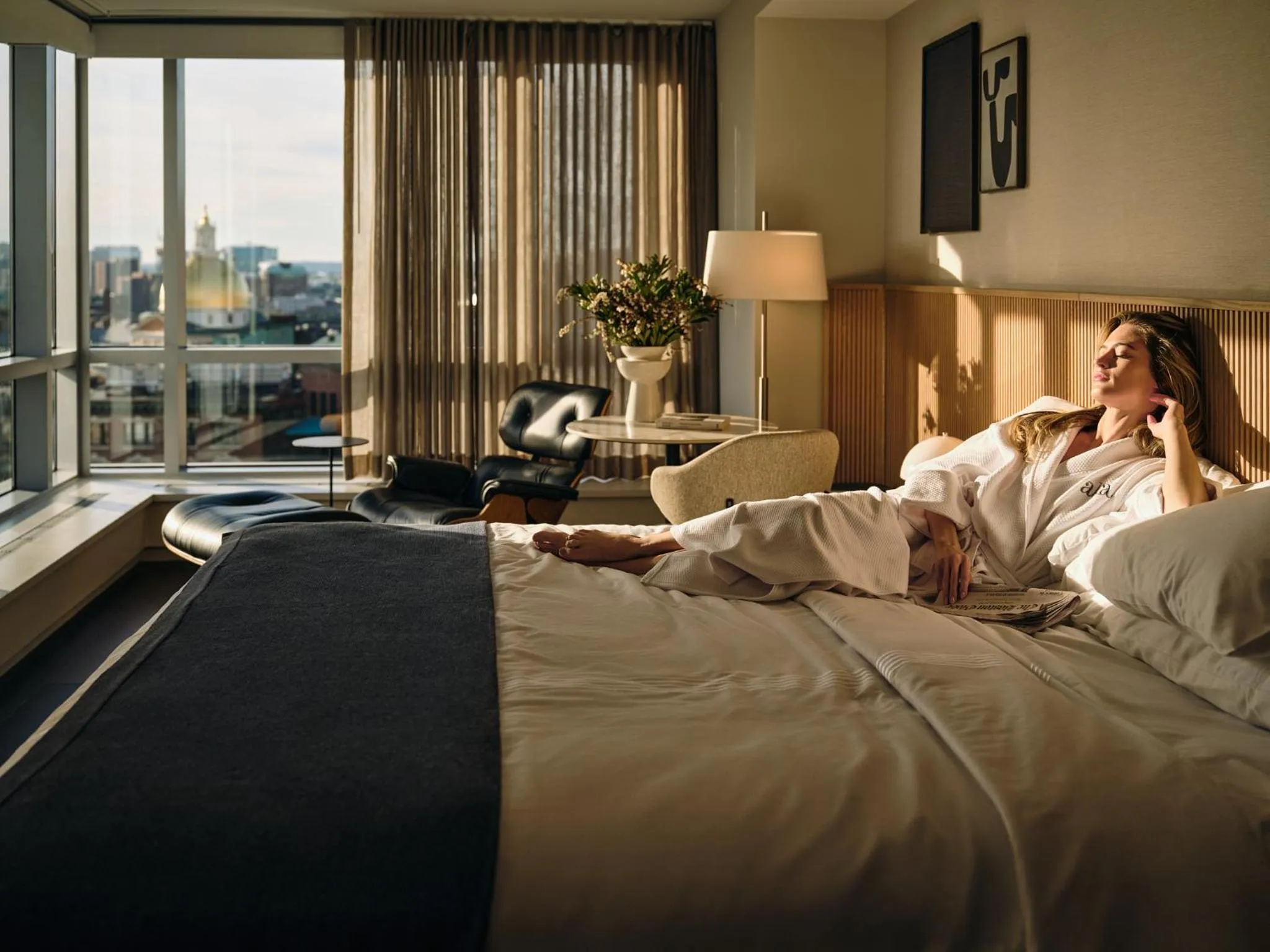 Bed in Hotel AKA Boston Common