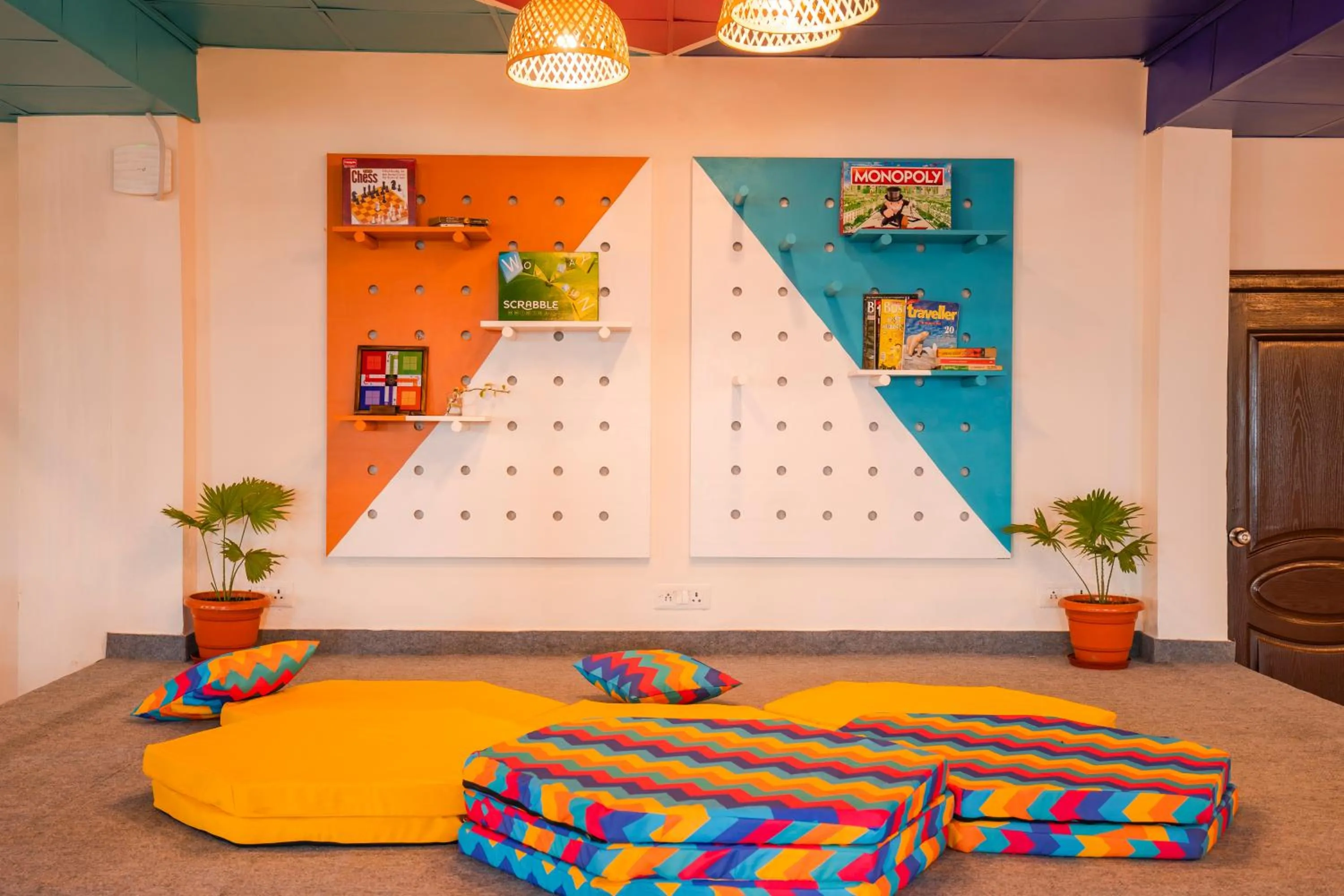 Seating area in goSTOPS Mukteshwar - Private Rooms and Dorms