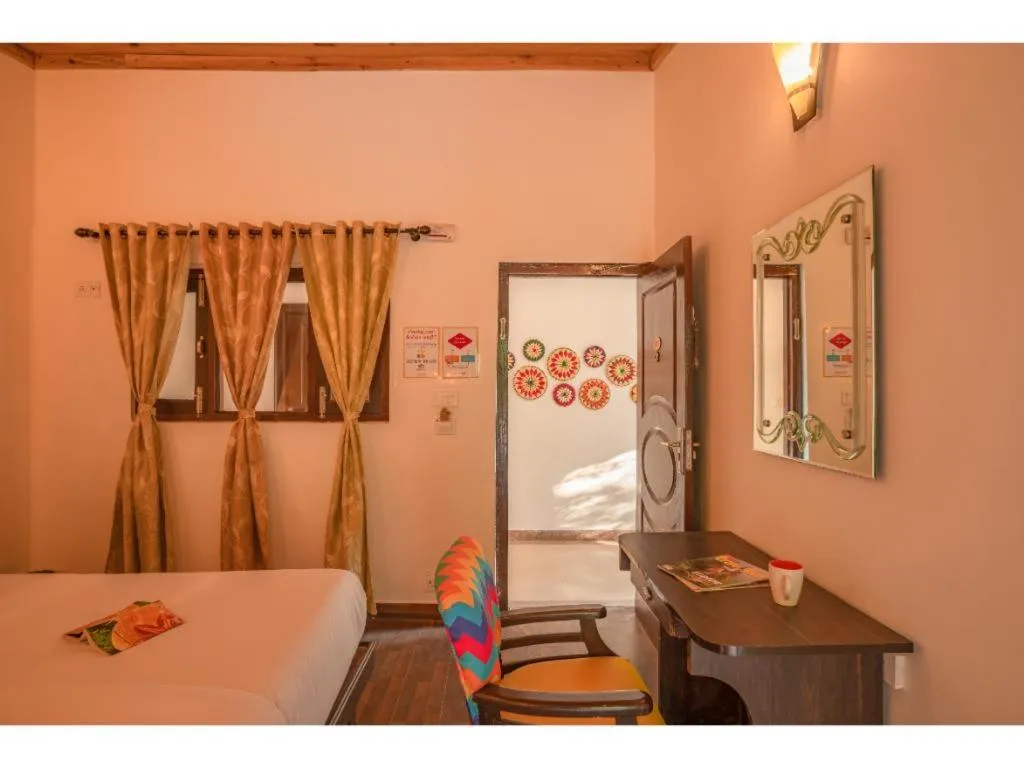 Bed in goSTOPS Mukteshwar