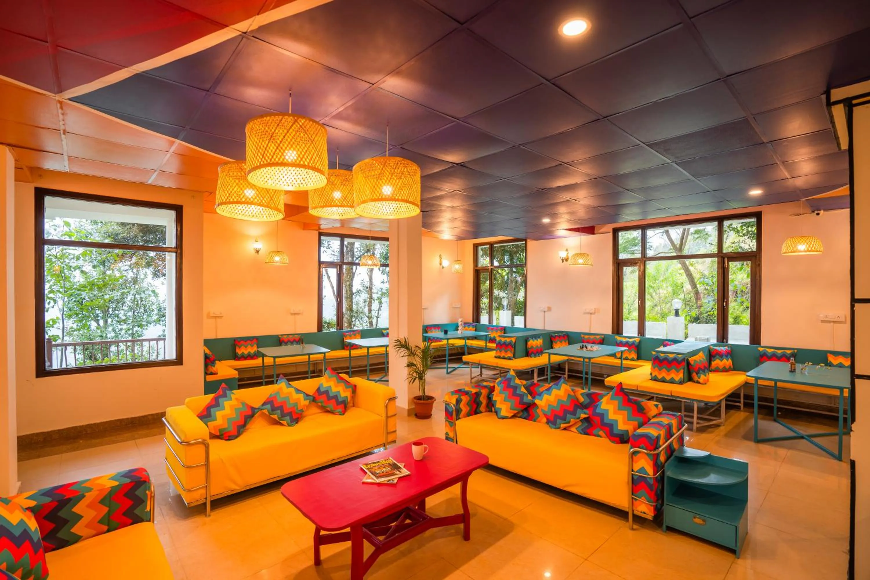 Seating area in goSTOPS Mukteshwar - Private Rooms and Dorms