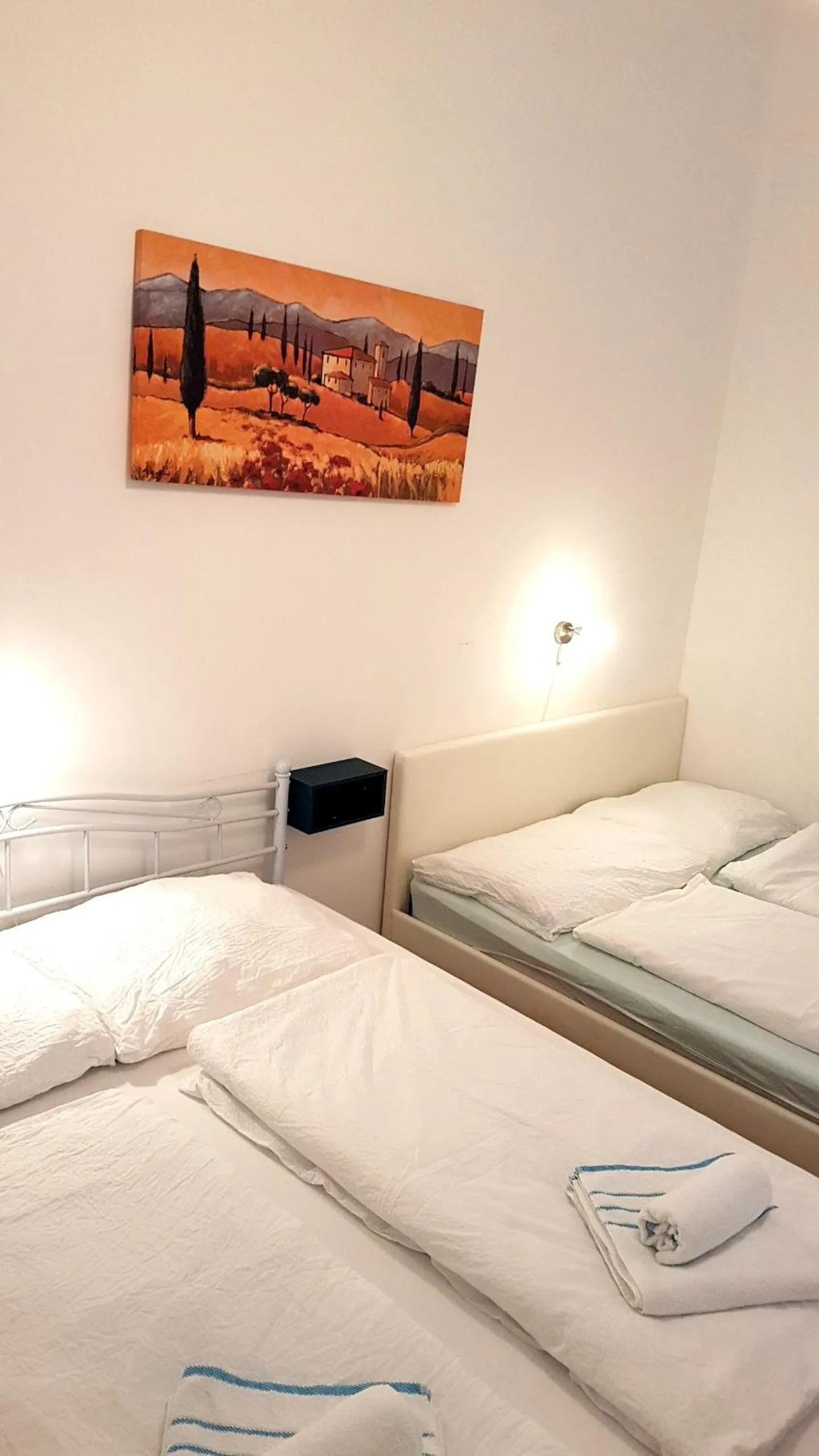 Bed in Sobieski Stefansdom Apartments