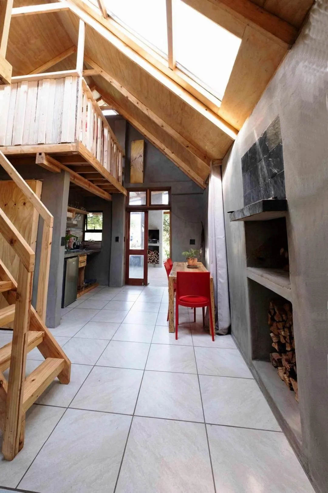 Photo of the whole room in Little Forest Farm