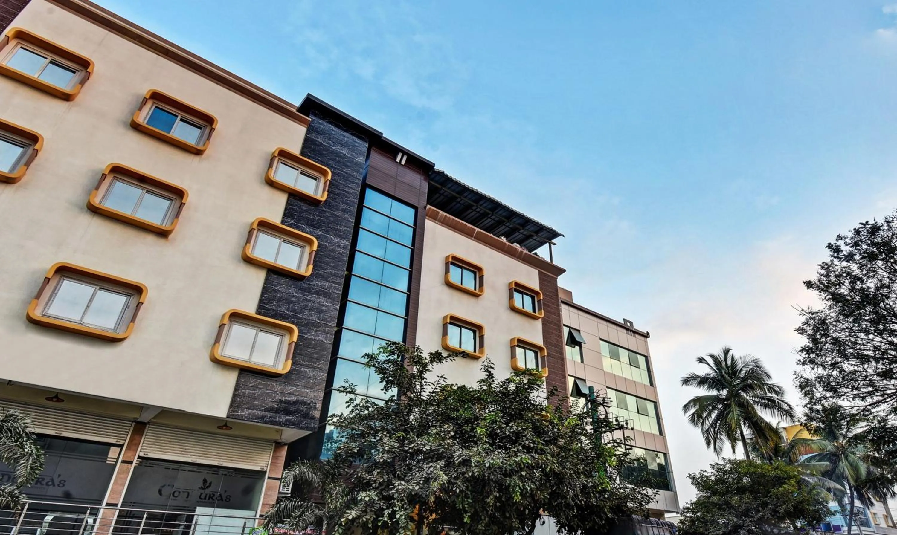 Property building in Treebo Primeland Suites