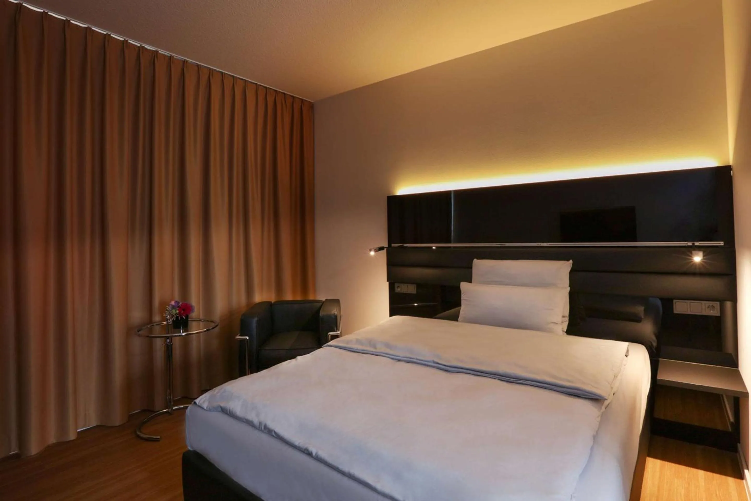 Bedroom, Bed in Best Western Plus Hotel Brueggen