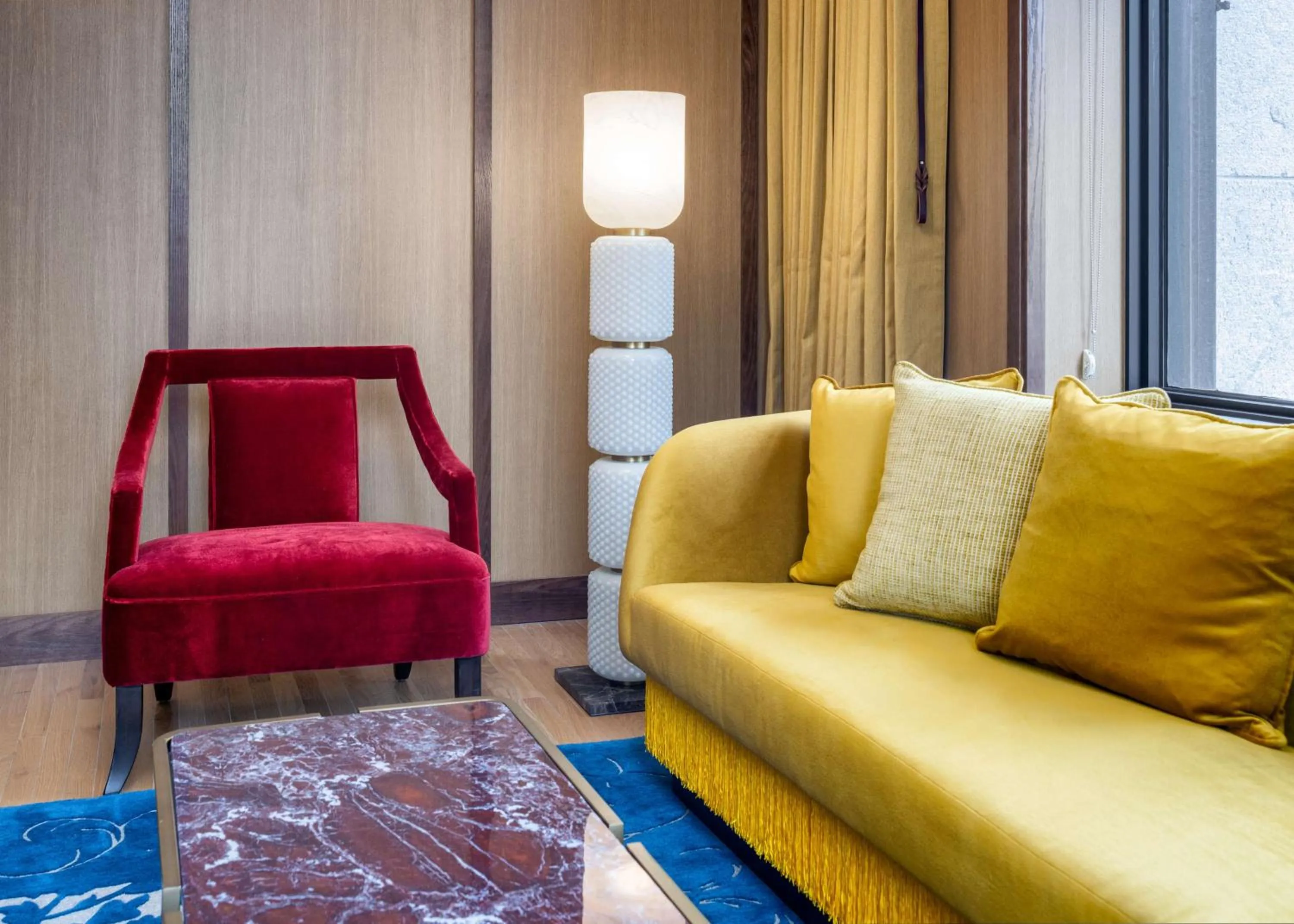 Living room in Canopy By Hilton Chicago Central Loop