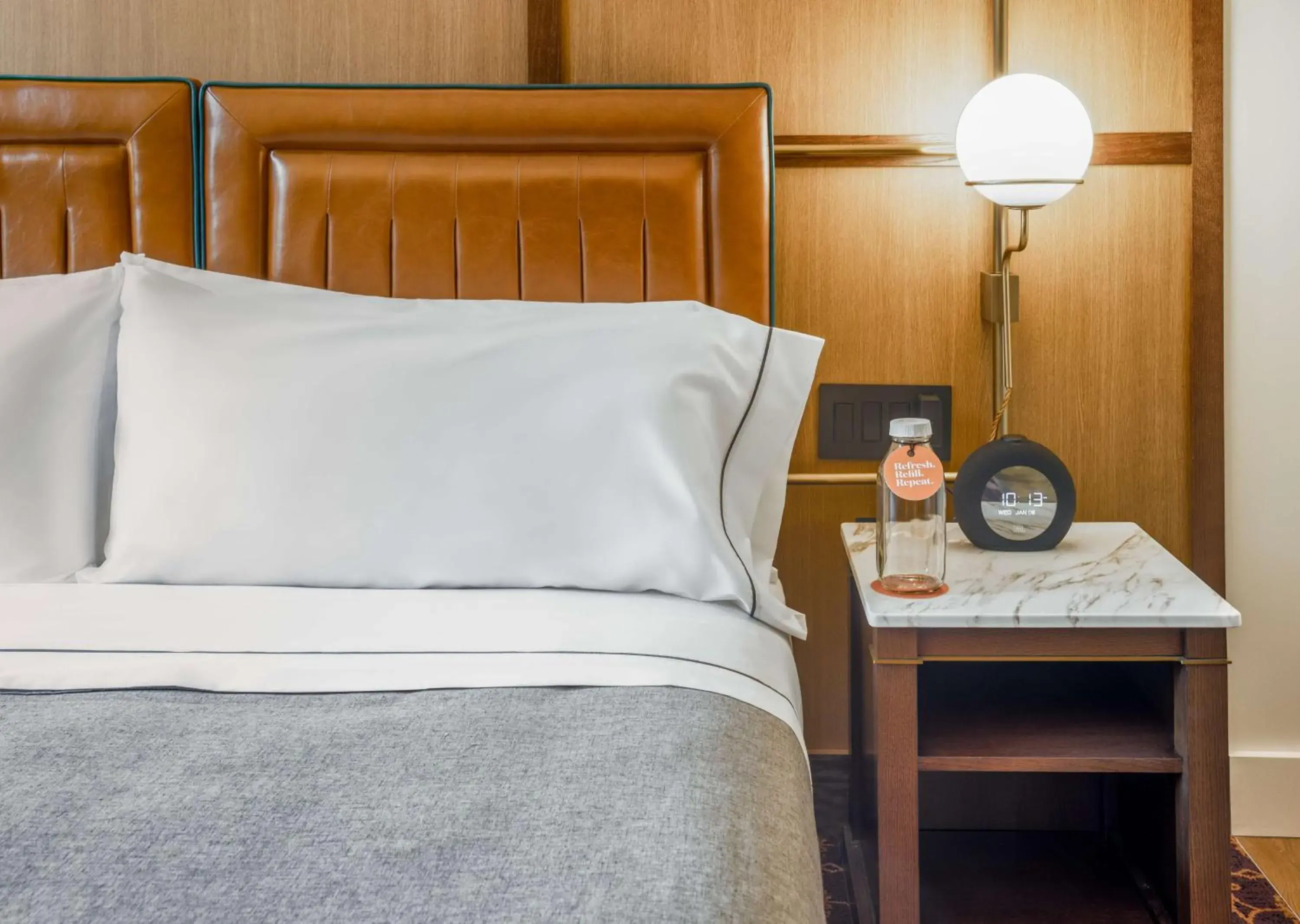 King Room in Canopy By Hilton Chicago Central Loop King Room in Canopy By Hilton Chicago Central Loop