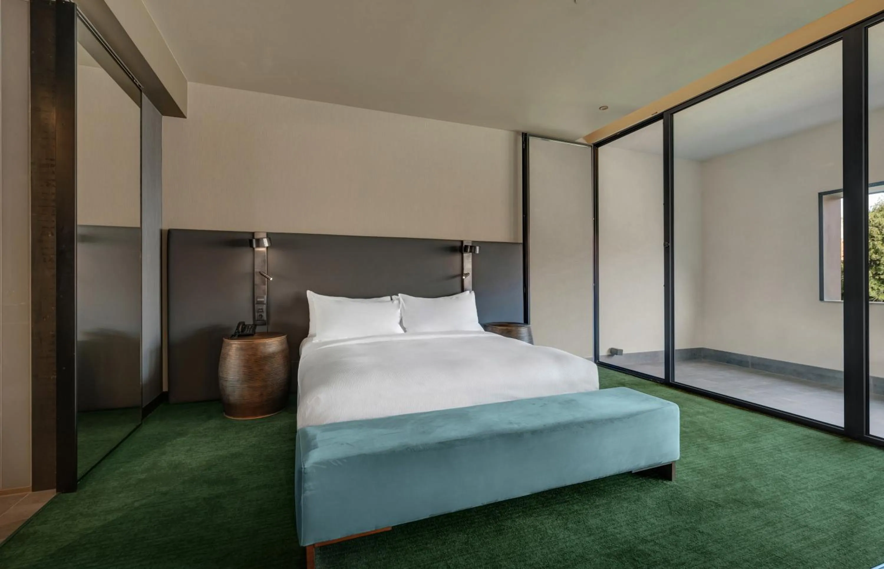 Bedroom, Bed in Hilton Porto Gaia