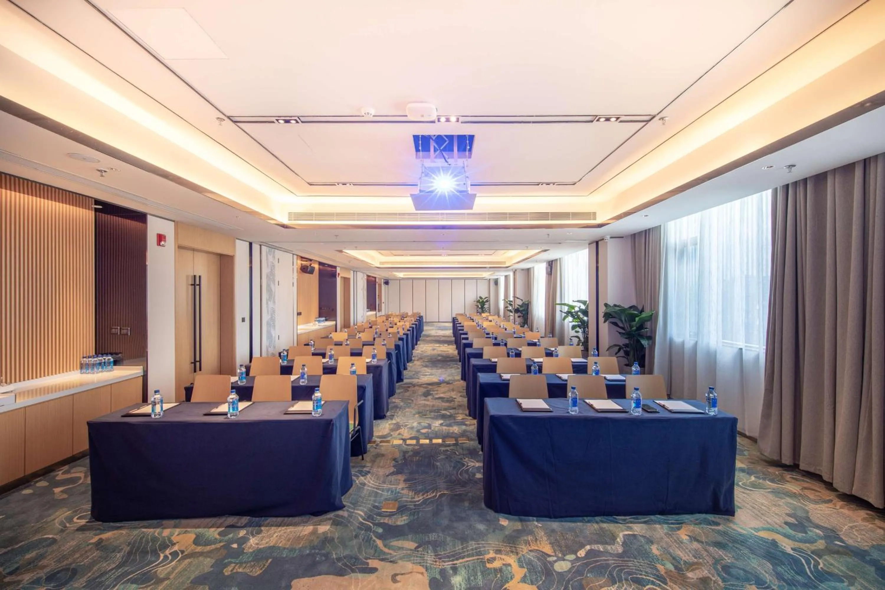 Meeting/conference room in Hilton Garden Inn Shenzhen Nanshan Avenue