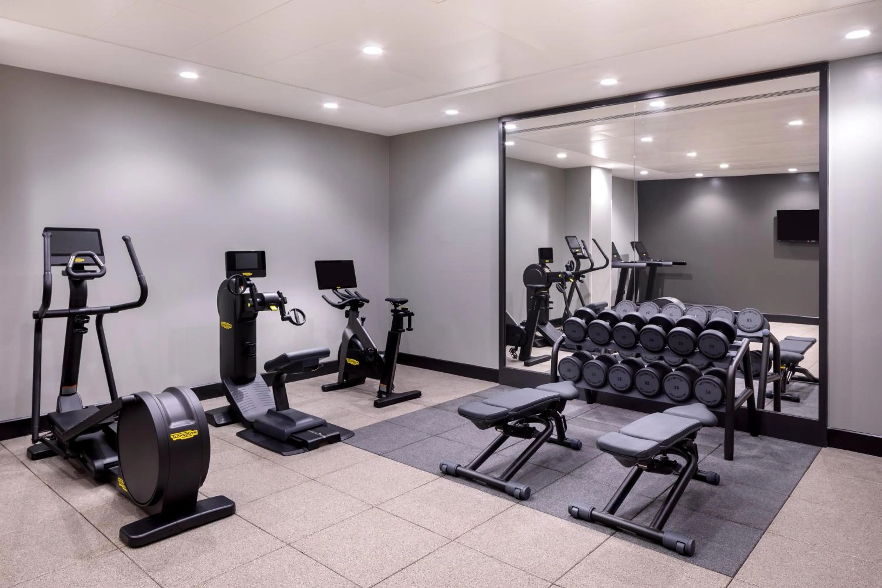 Fitness centre/facilities in Hilton Woking