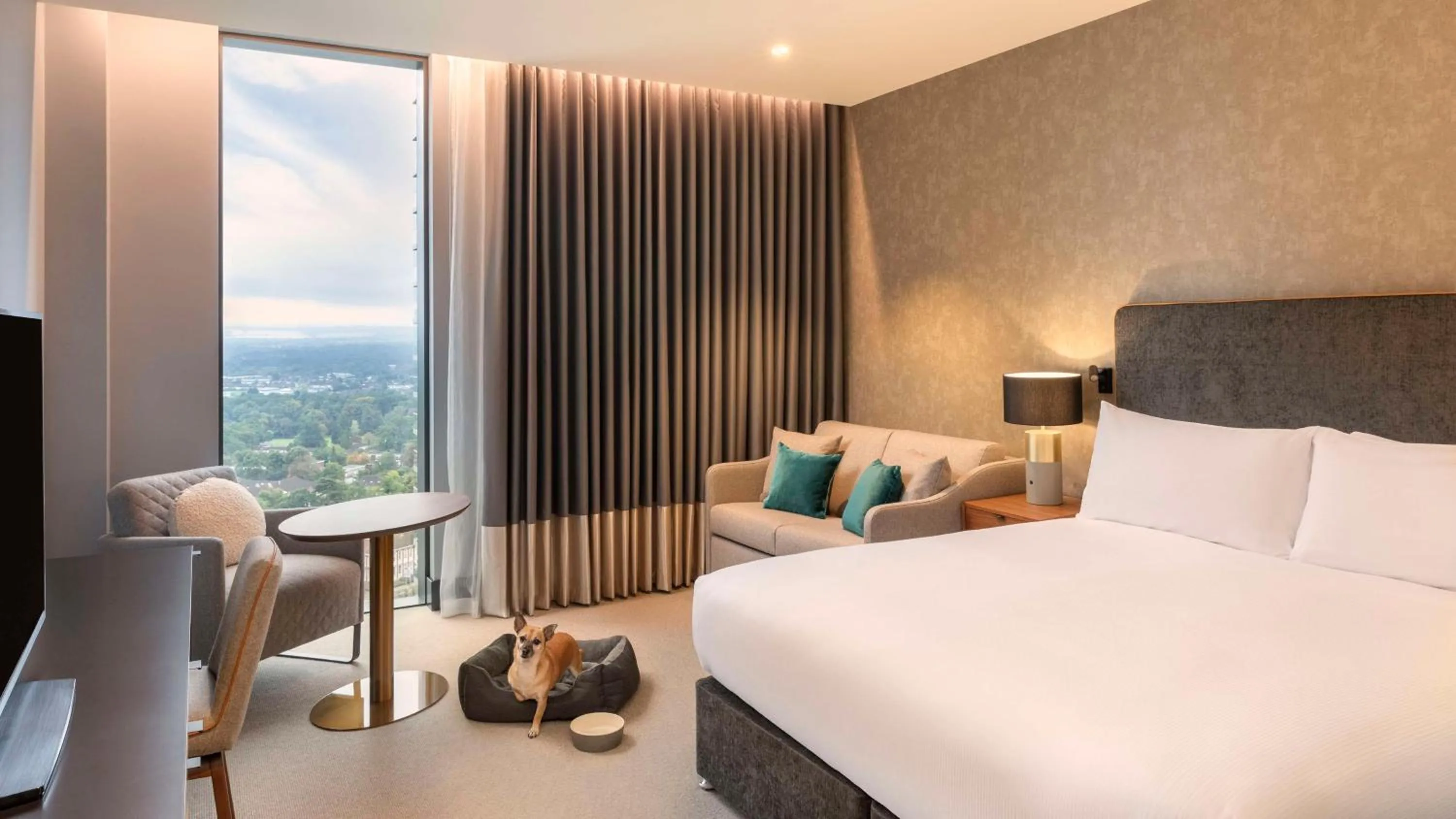 Bed in Hilton Woking