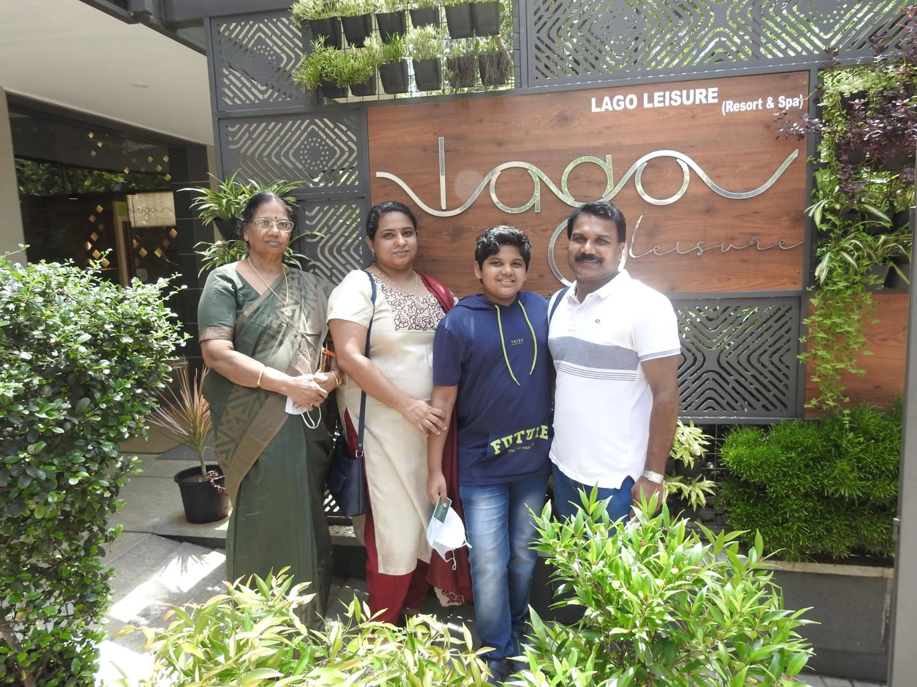 Lago Leisure Resort & Spa