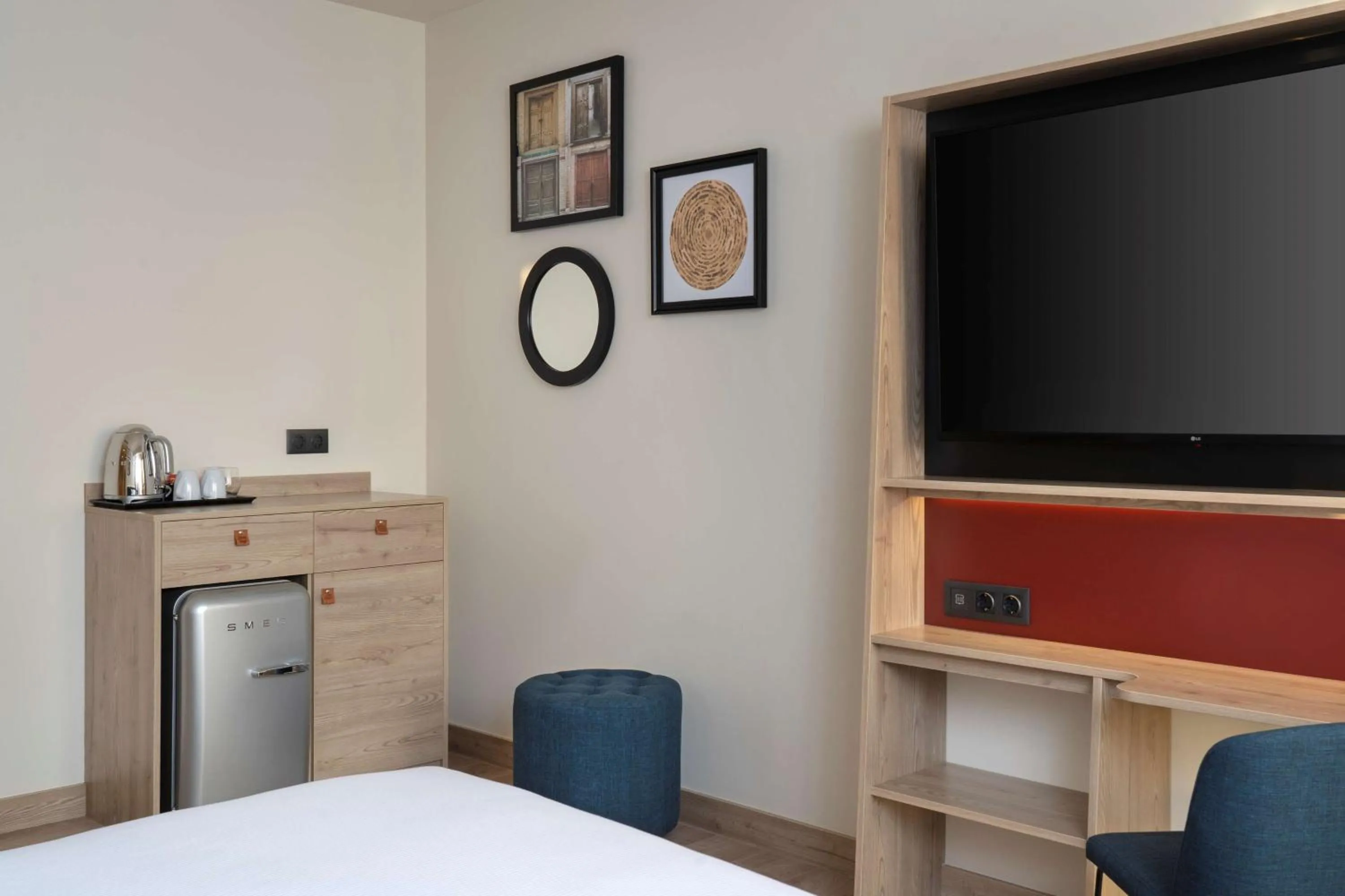 Bedroom, Bed in Hampton By Hilton Tashkent