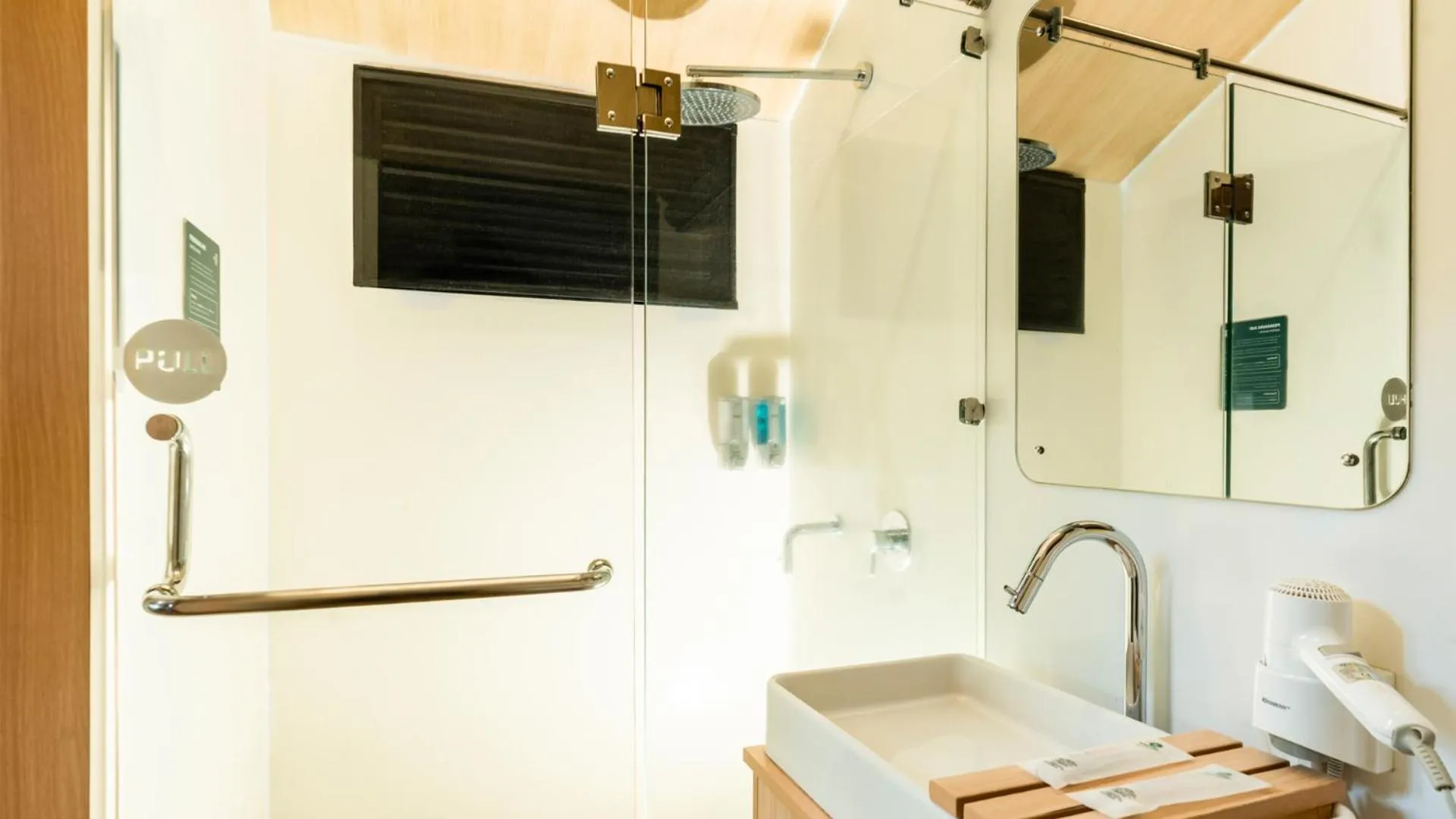 Bathroom in Bobocabin Ranca Upas, Bandung