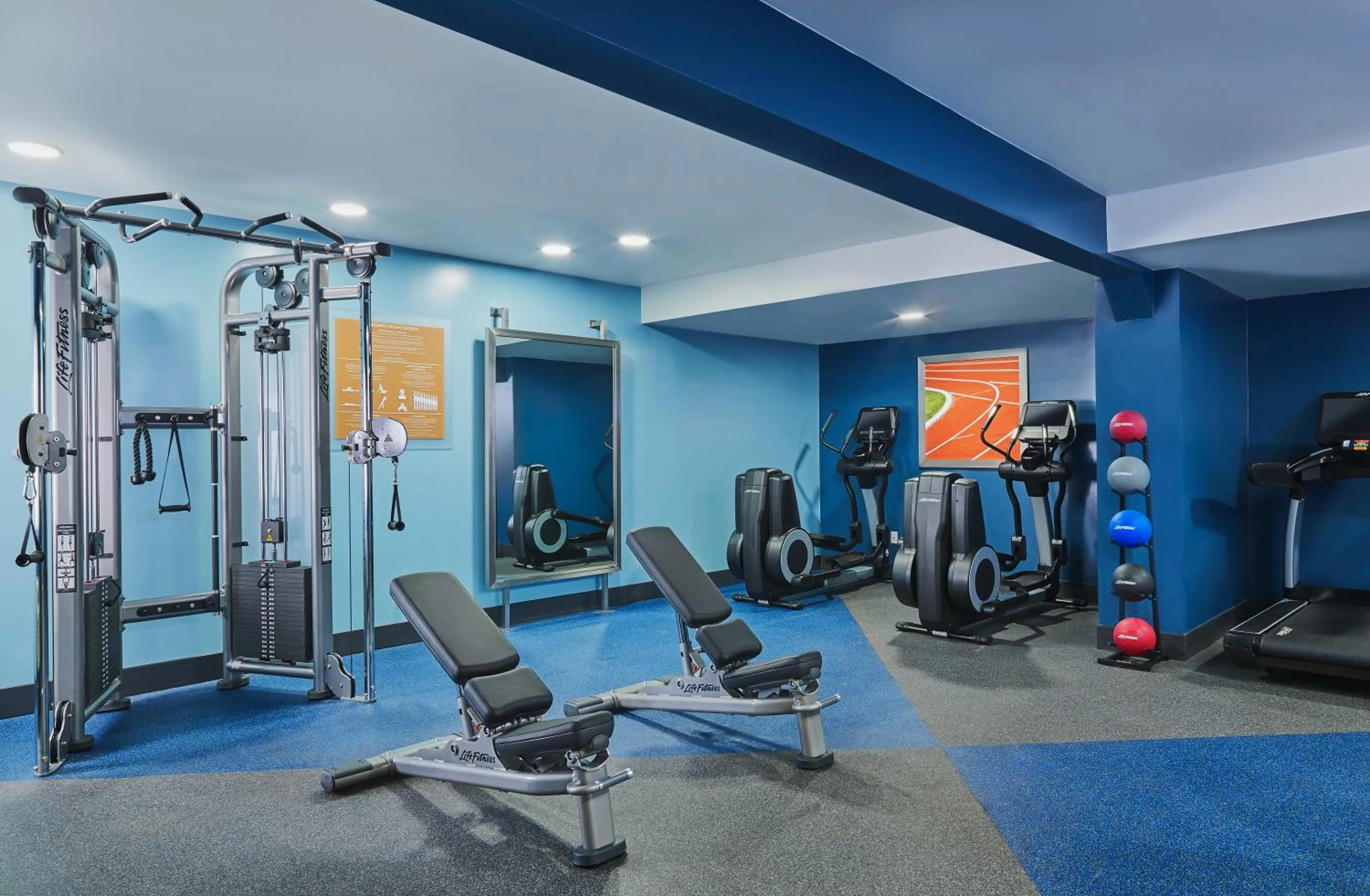 Fitness centre/facilities in Four Points by Sheraton Salt Lake City Airport