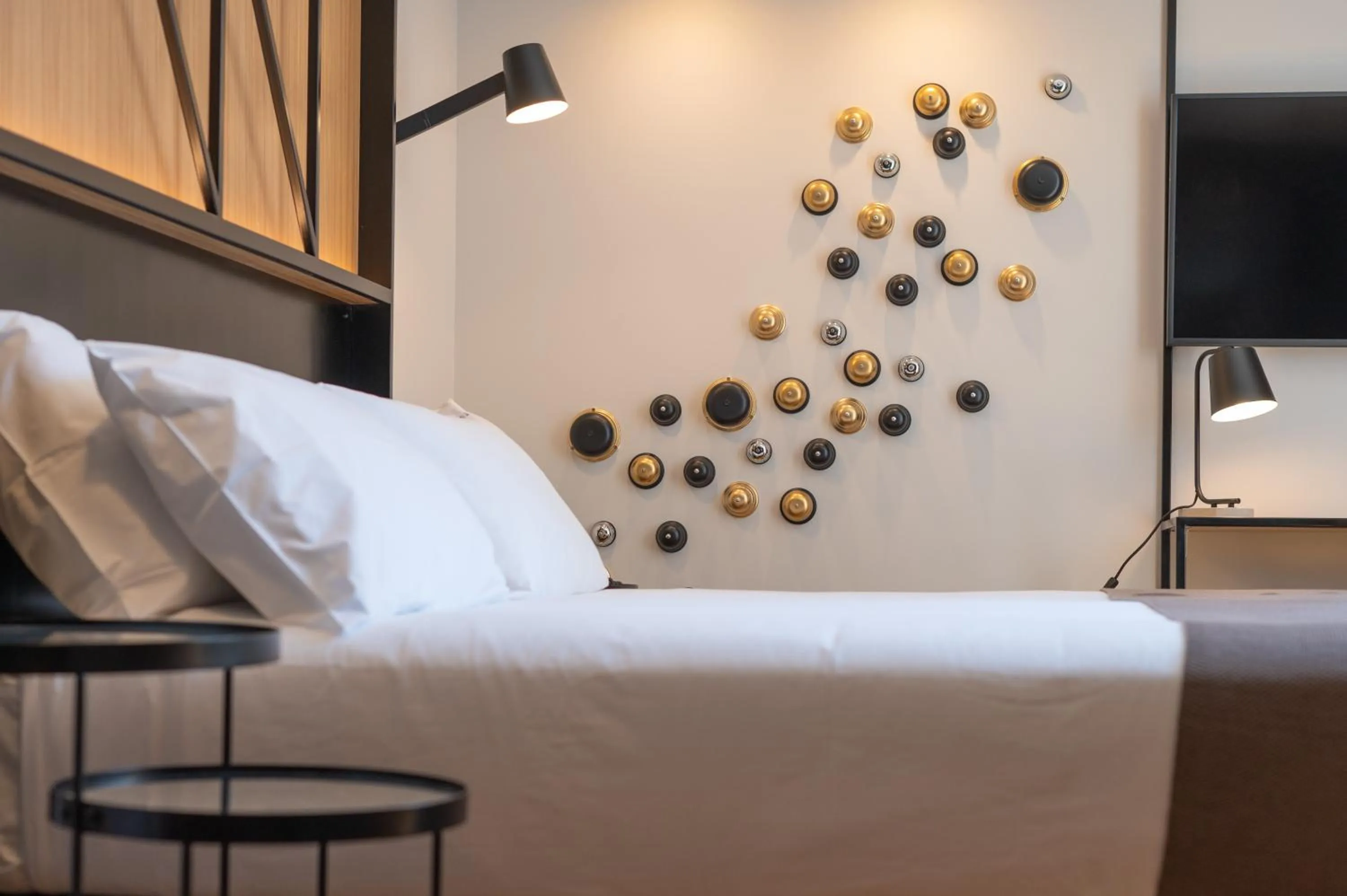 Bedroom, Bed in Ferraria XVI FLH Hotels Lisboa