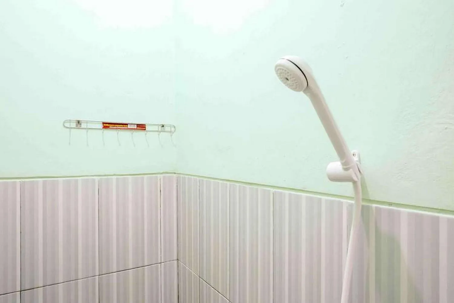 Bathroom in Griya Zukarnaen Syariah near Universitas Mercubuana Yogyakarta RedPartner