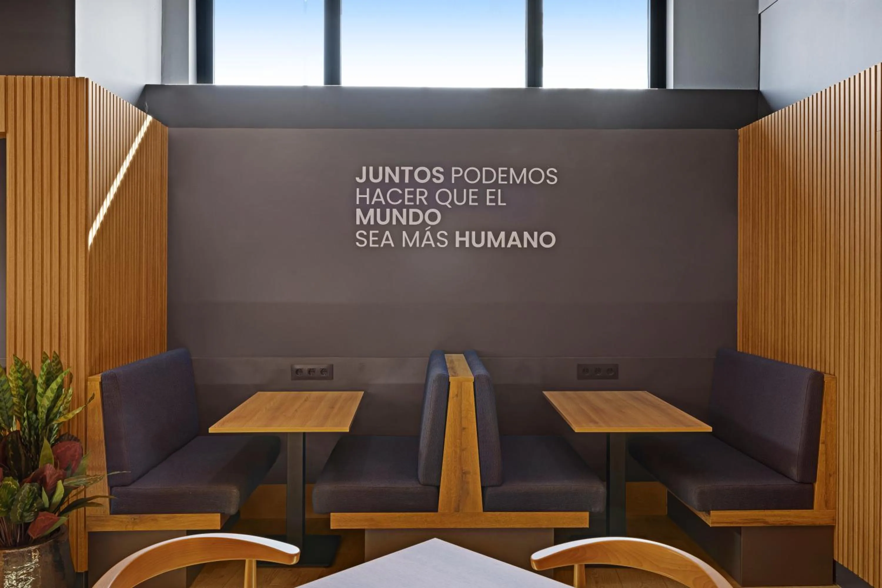 Seating area in B&B HOTEL Málaga Centro