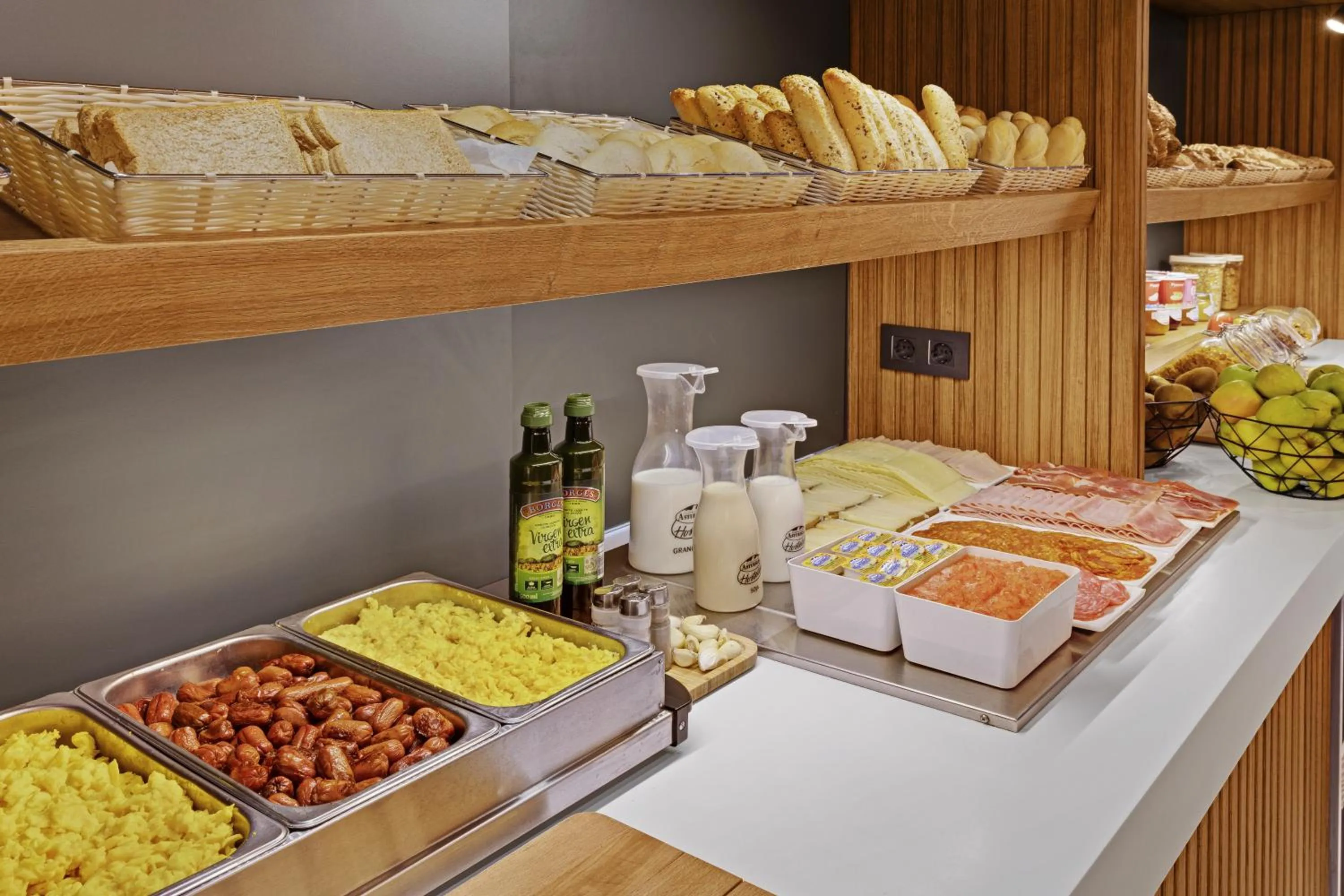 Breakfast in B&B HOTEL Málaga Centro