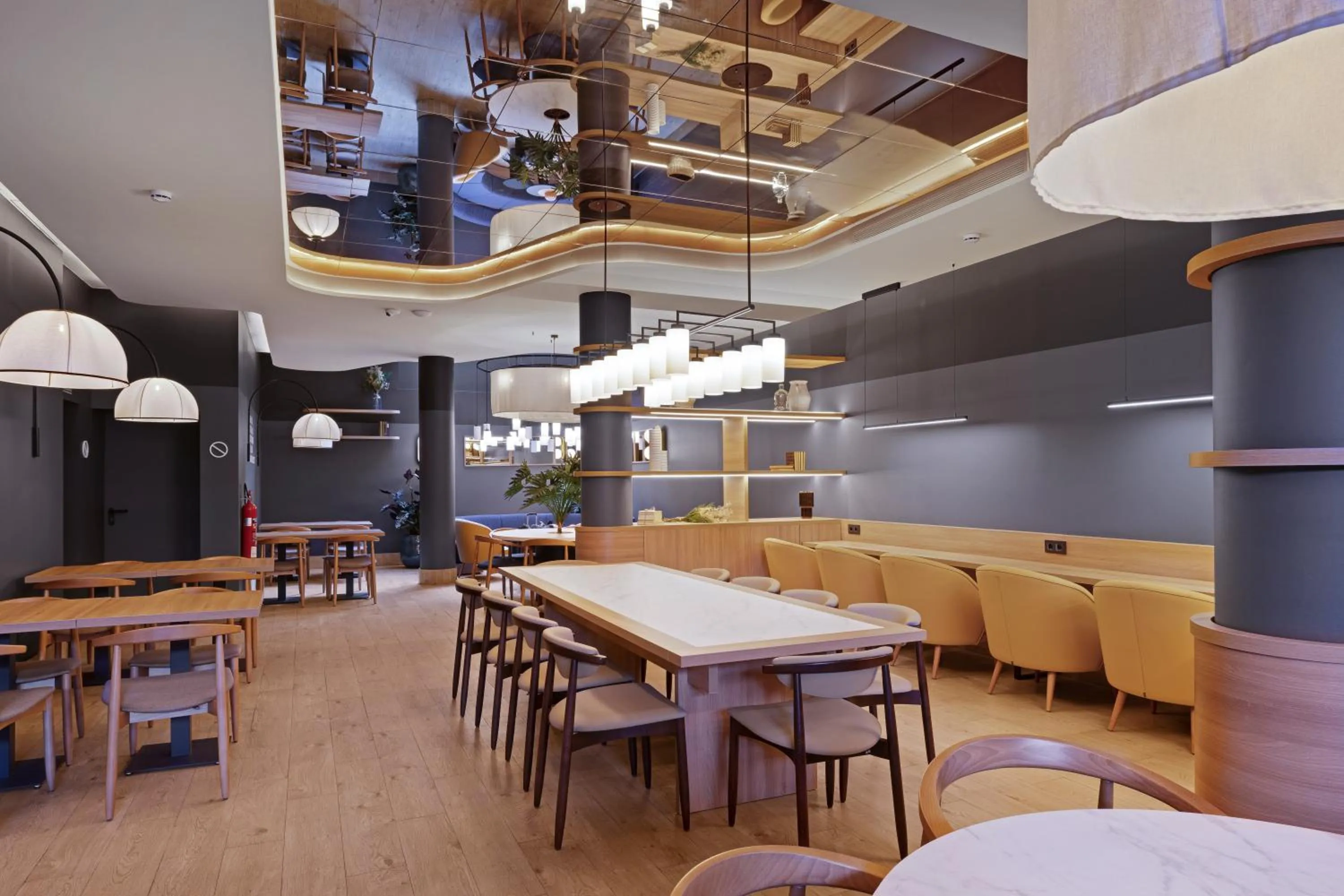 Dining area in B&B HOTEL Málaga Centro