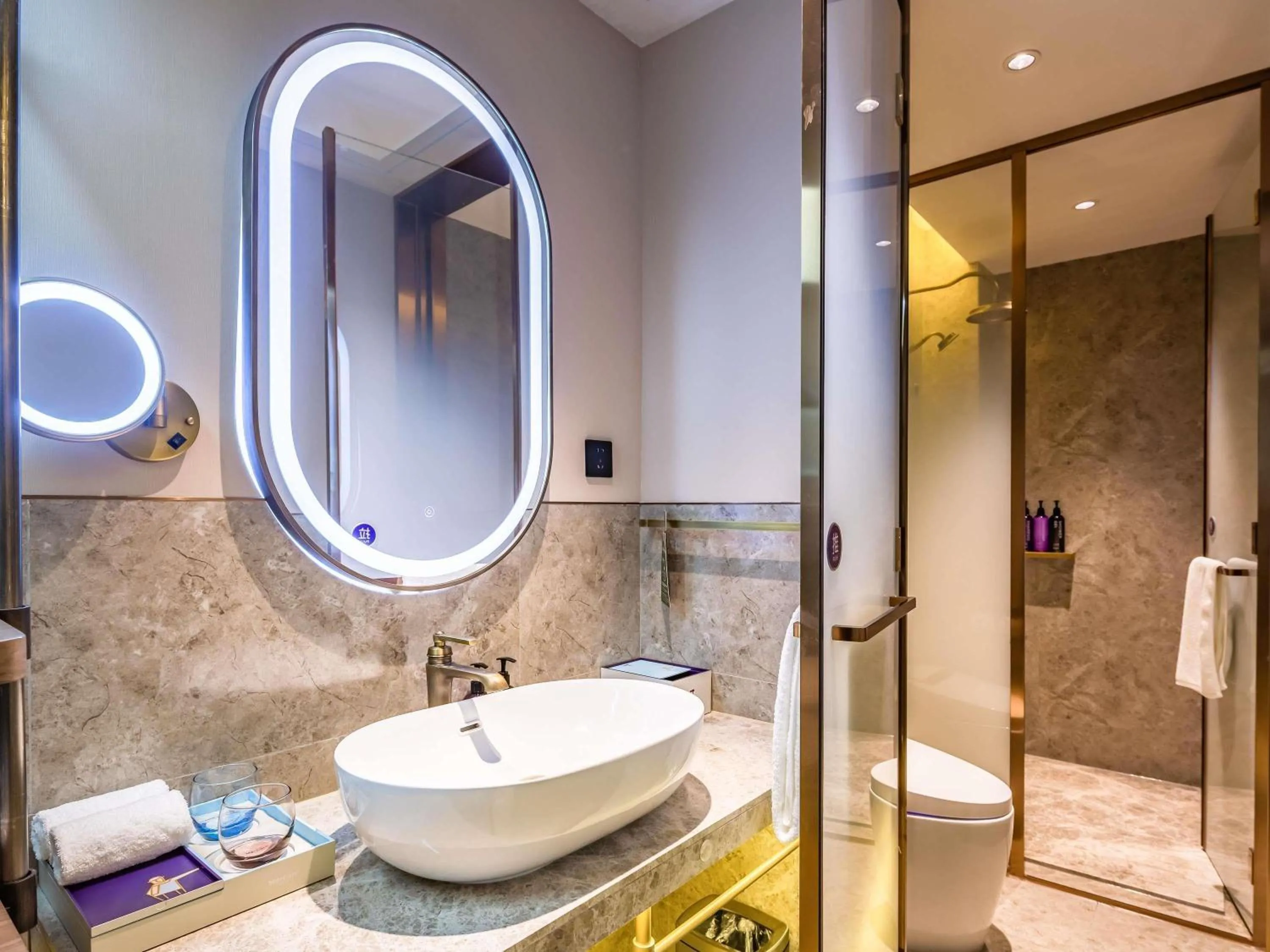 Bedroom in Mercure Qingdao Downtown