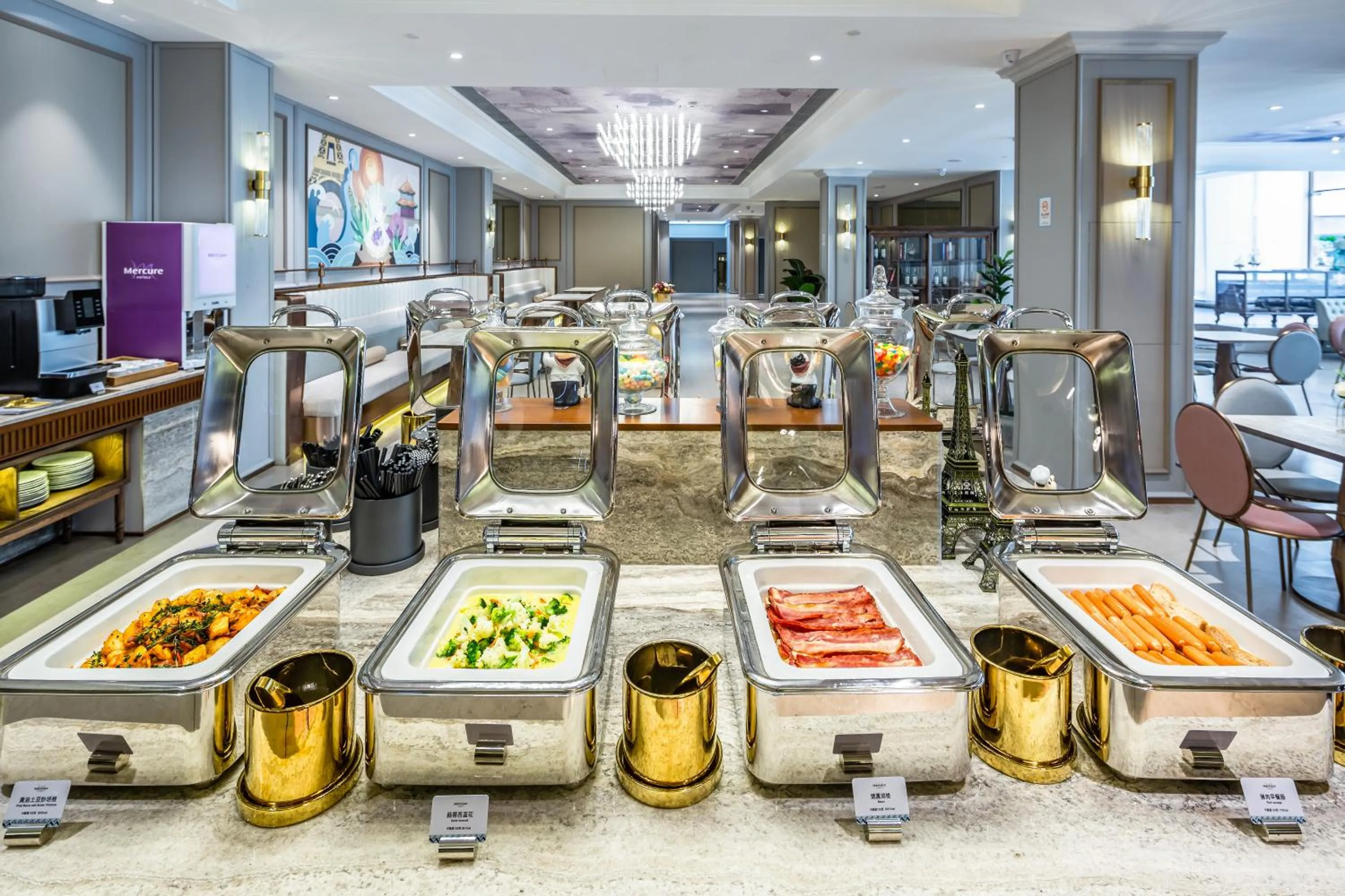 Breakfast in Mercure Qingdao Downtown