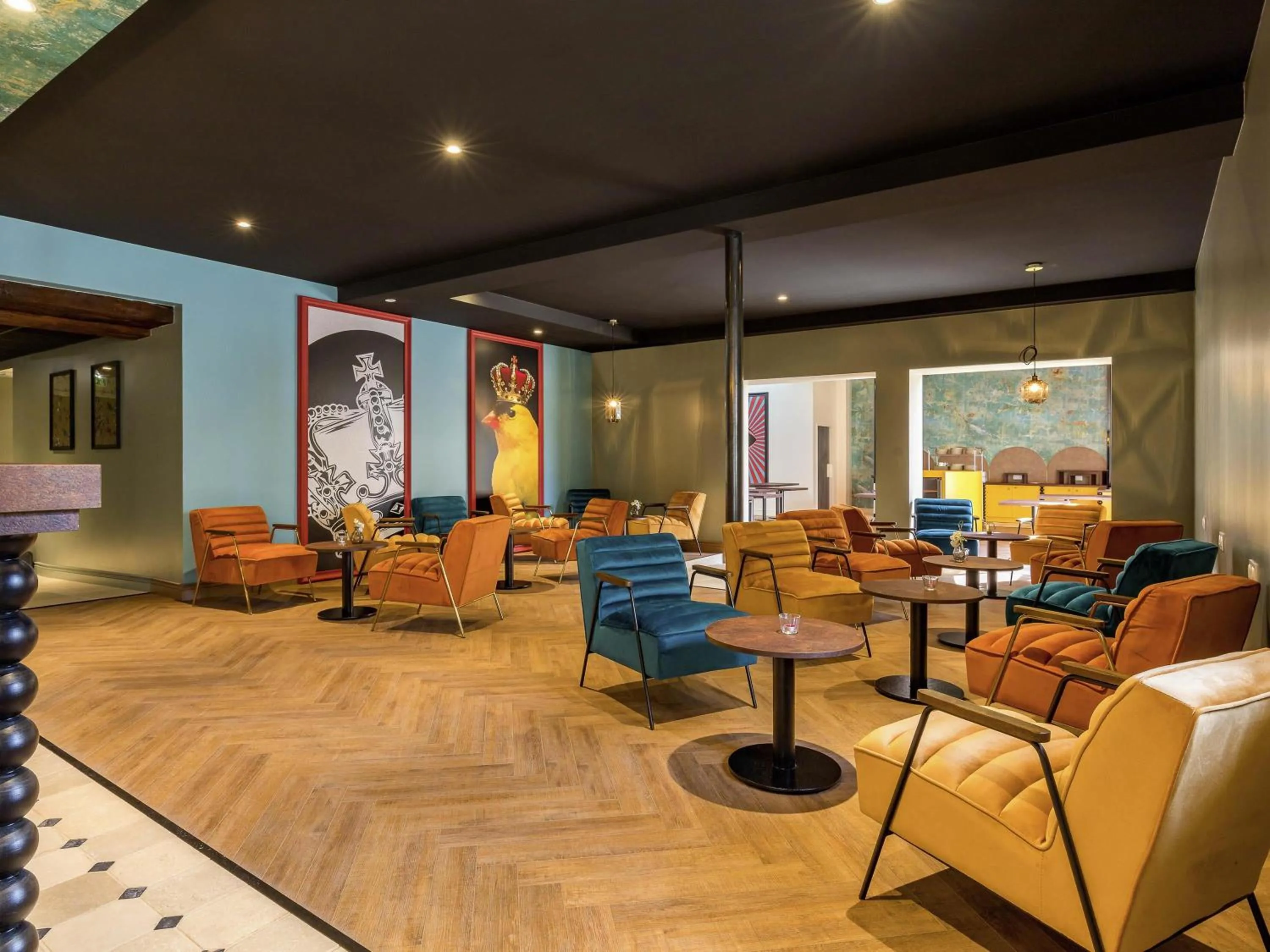 Lounge or bar in ibis Styles Dijon Sud Domaine De Beauregard 21600 Longvic