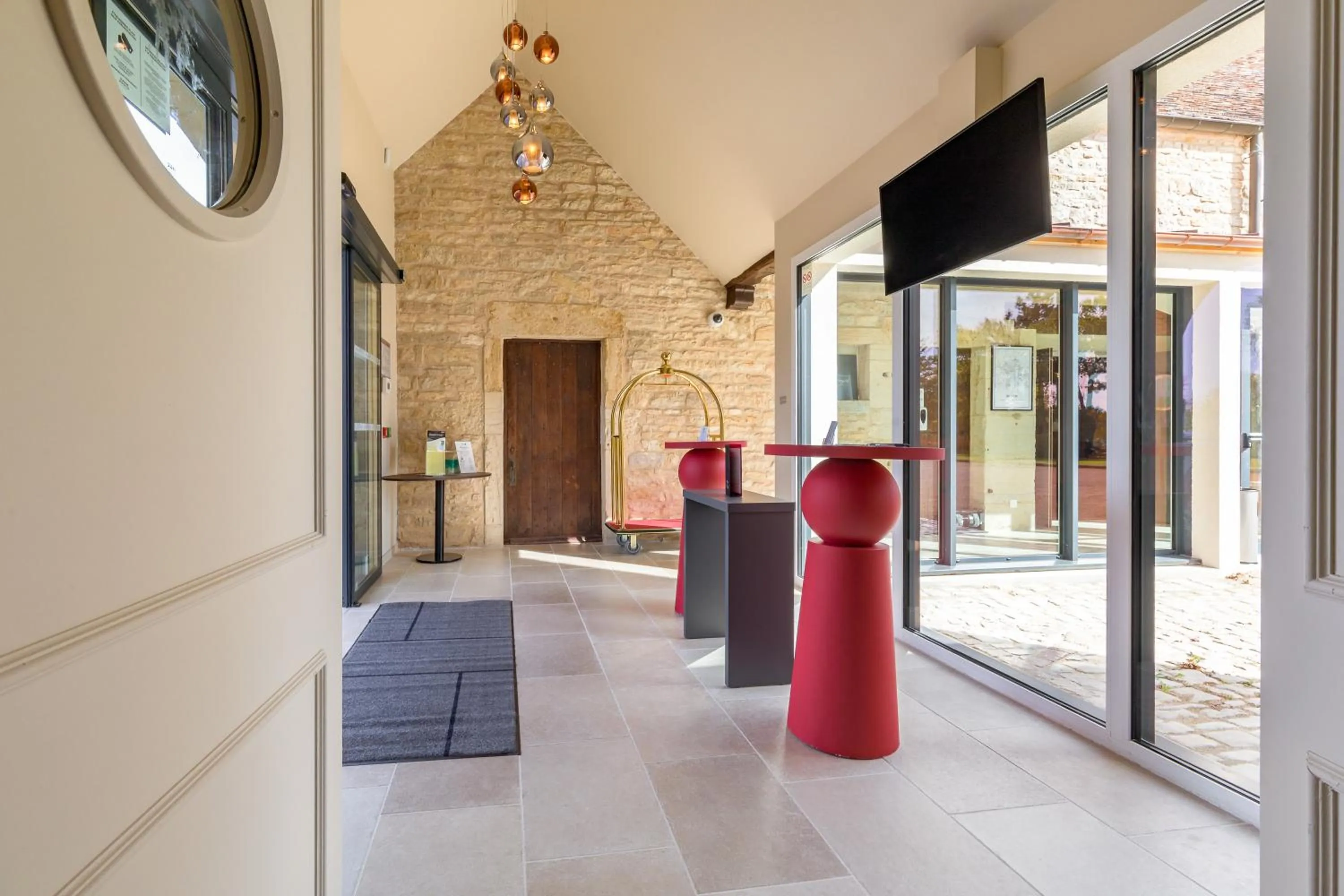 Property building in ibis Styles Dijon Sud Domaine De Beauregard 21600 Longvic