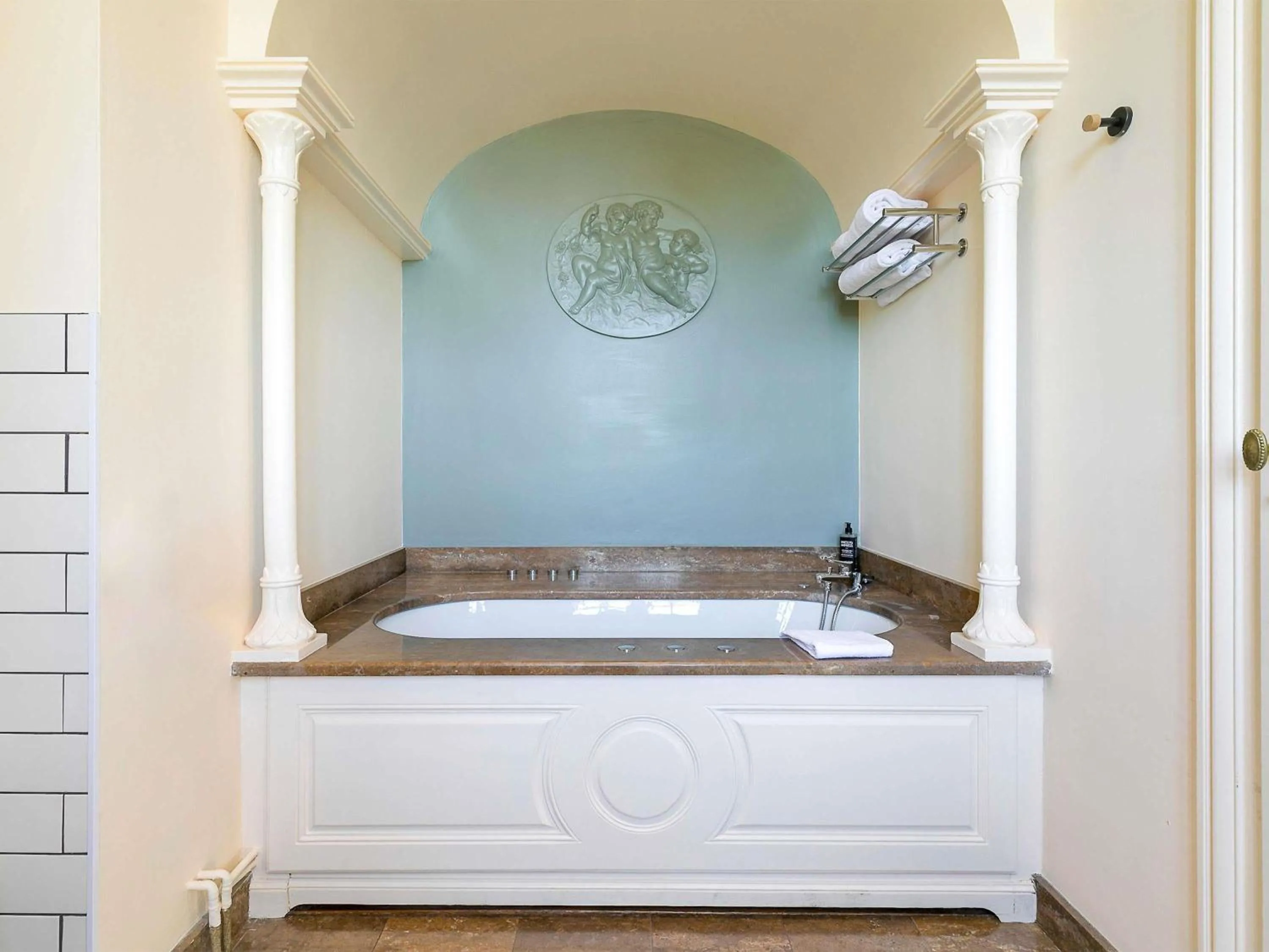 Bedroom in ibis Styles Dijon Sud Domaine De Beauregard 21600 Longvic