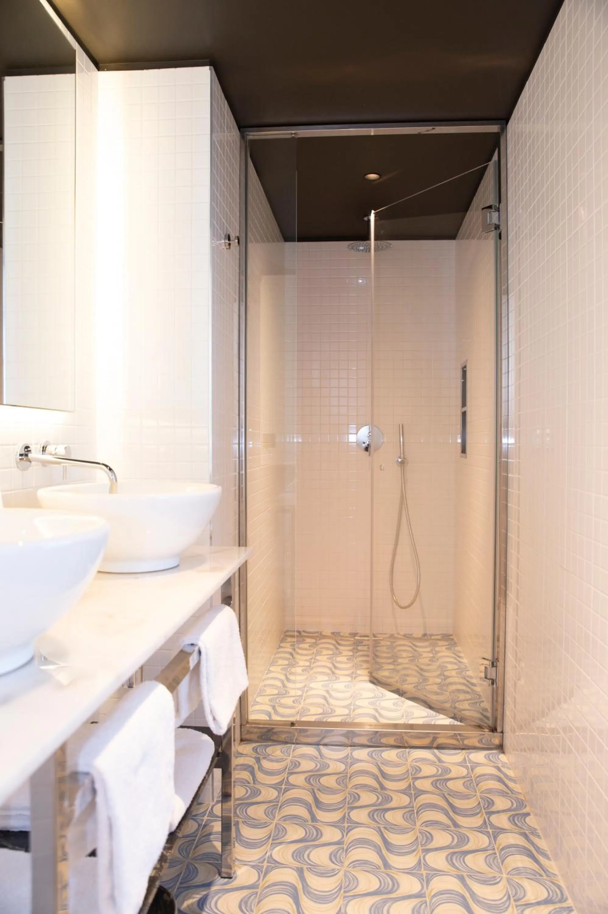 Bathroom in Mama Shelter Lisboa