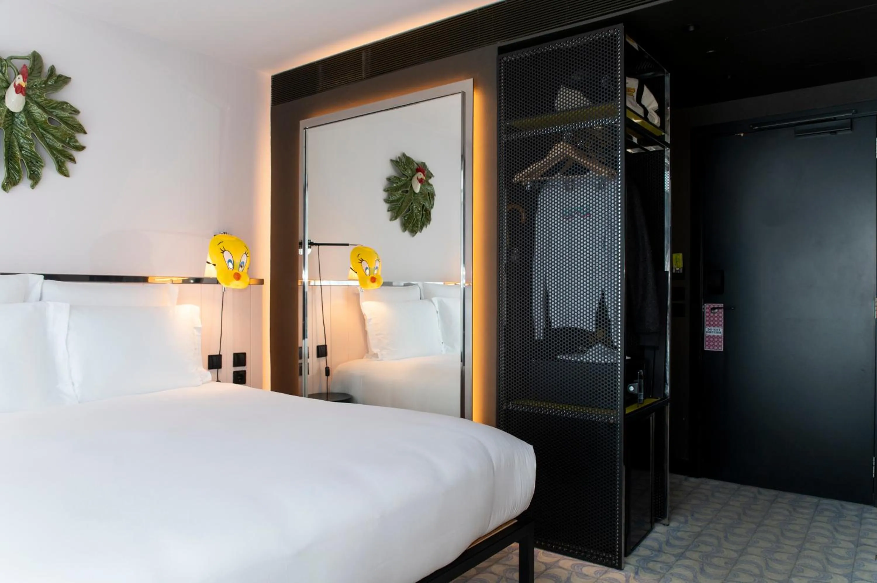 Bed in Mama Shelter Lisboa