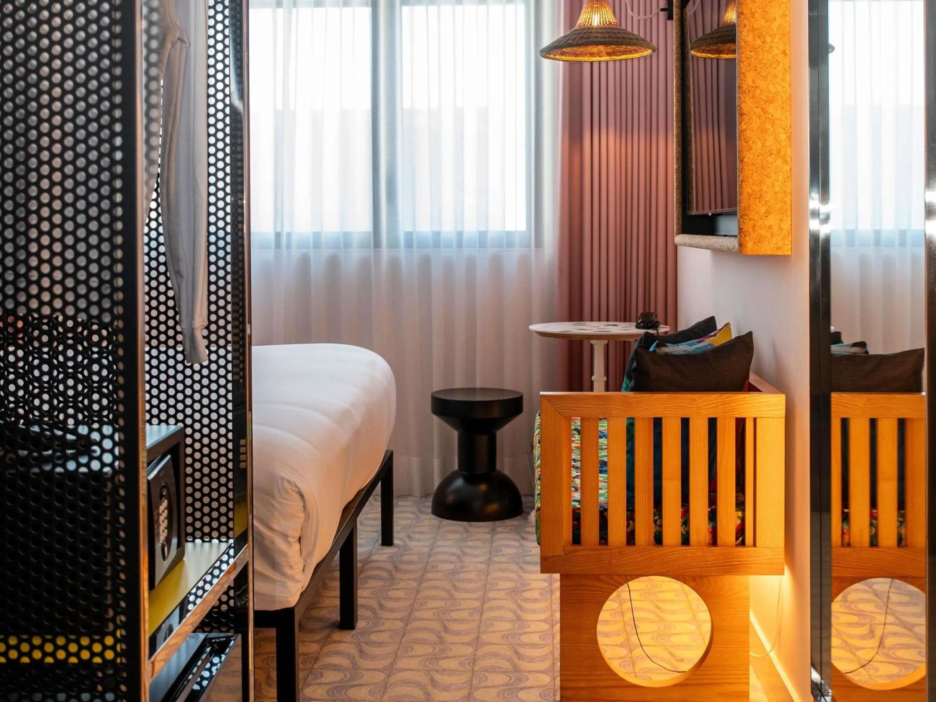 Bedroom, Bed in Mama Shelter Lisboa