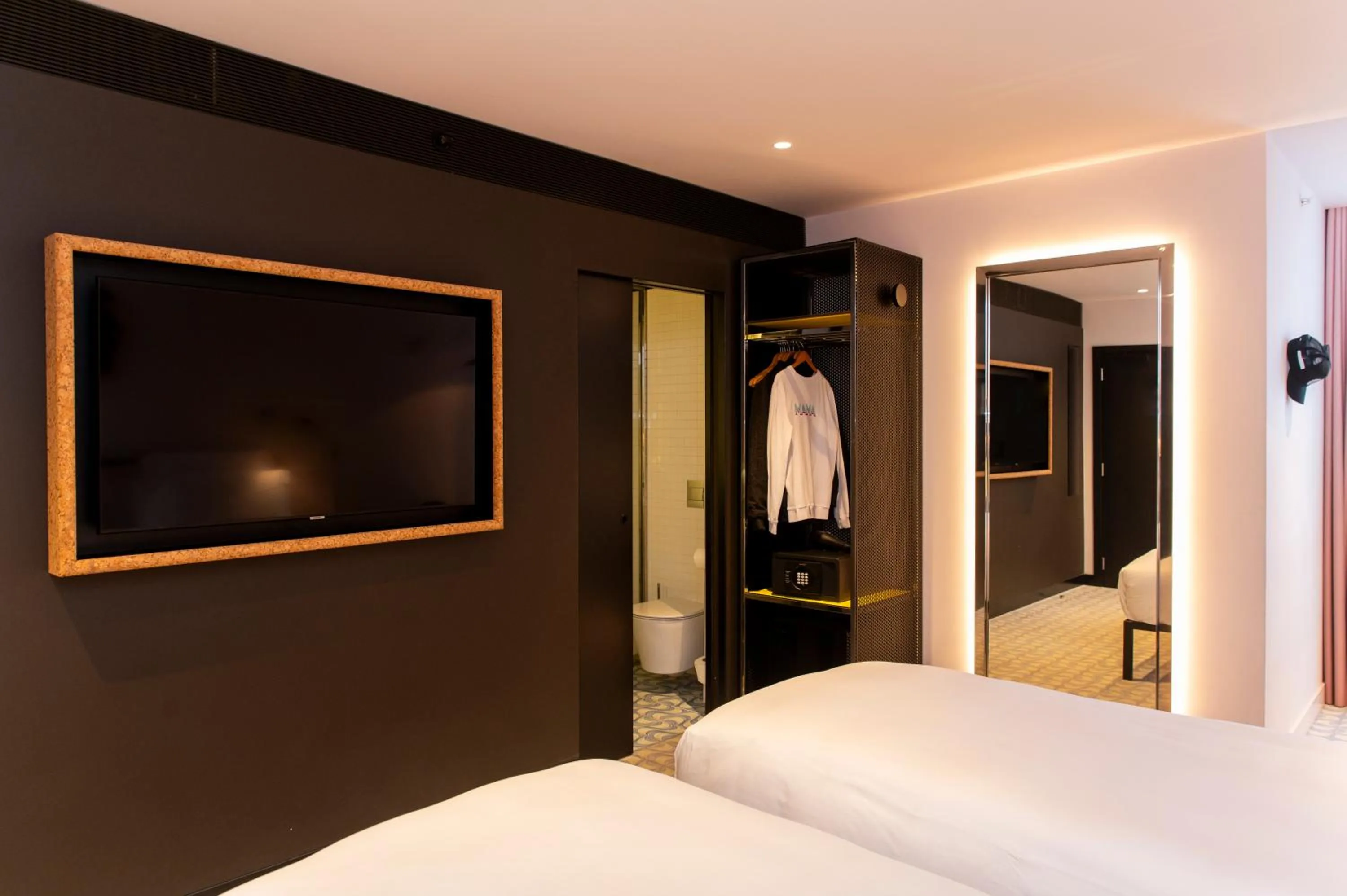 Bed in Mama Shelter Lisboa