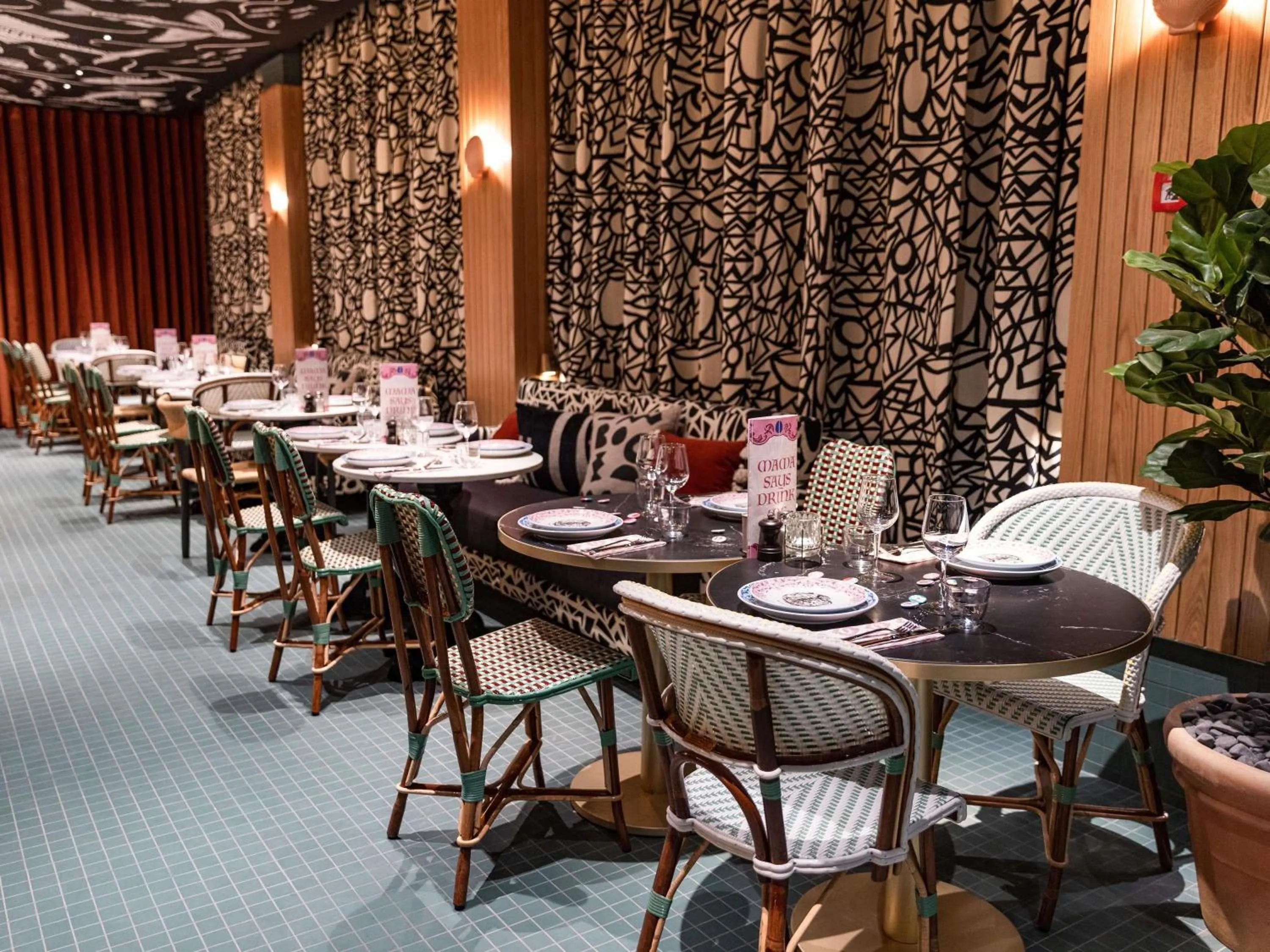 Restaurant/places to eat in Mama Shelter Lisboa