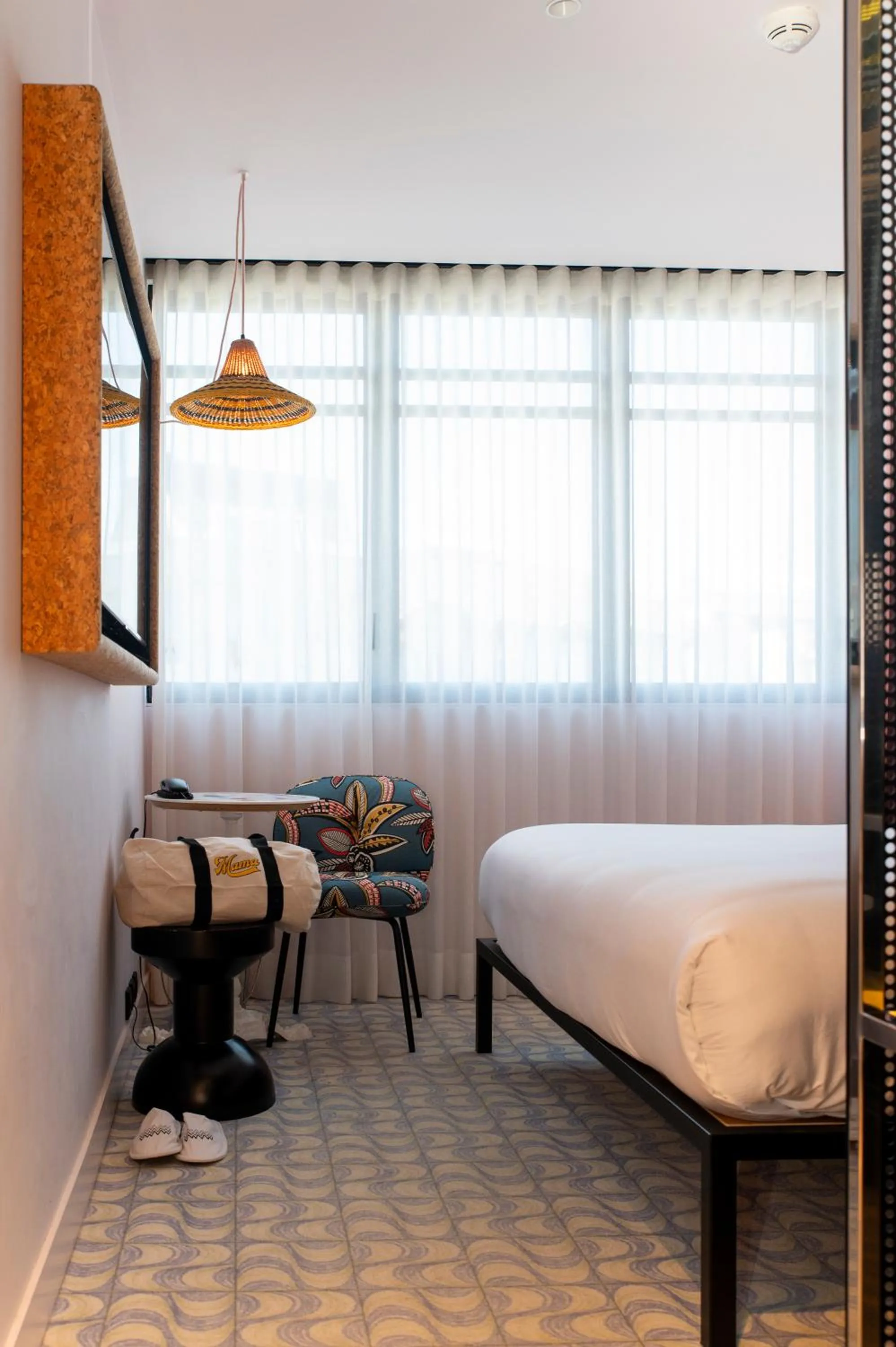 Bed in Mama Shelter Lisboa