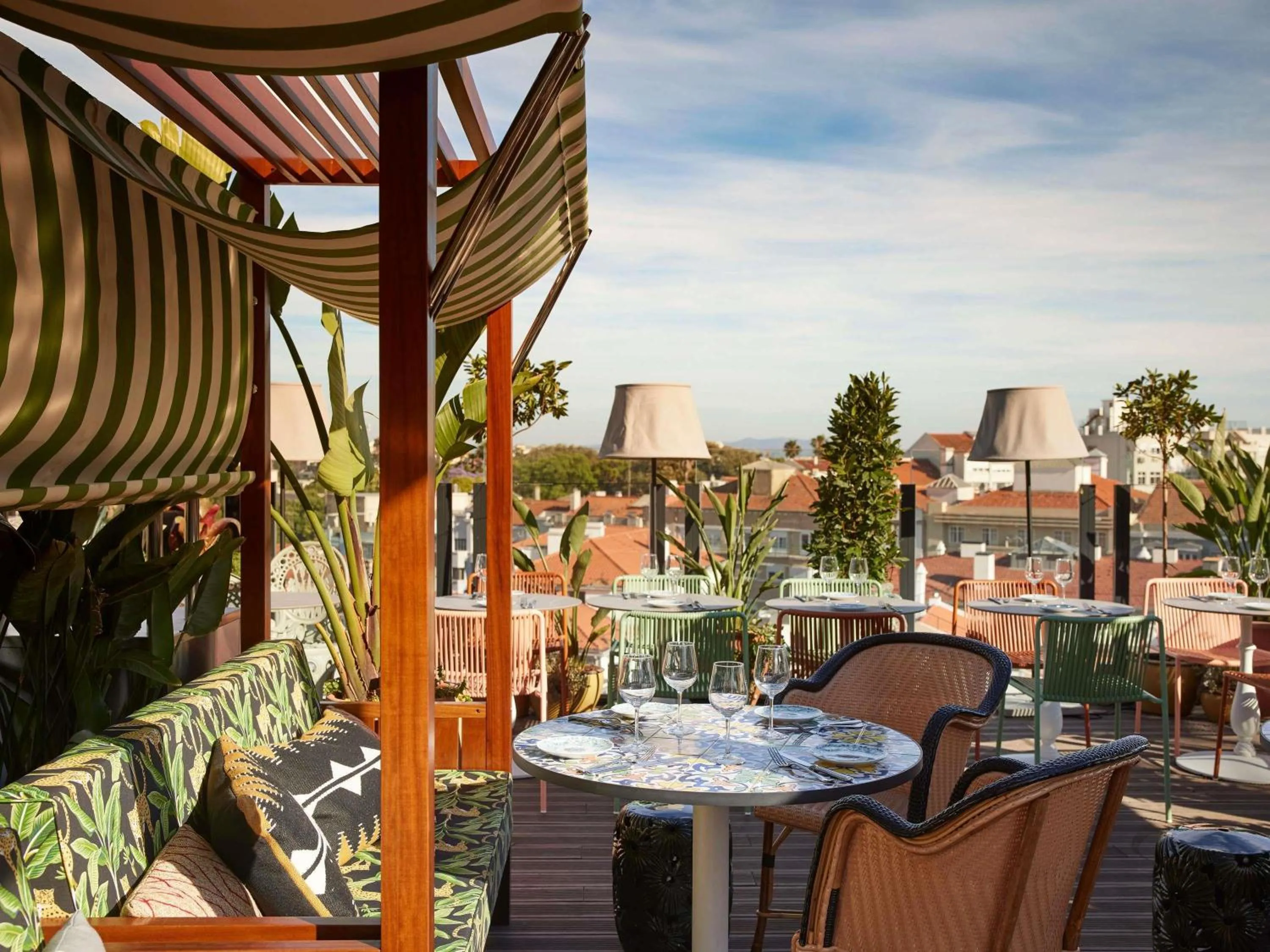 Restaurant/places to eat in Mama Shelter Lisboa