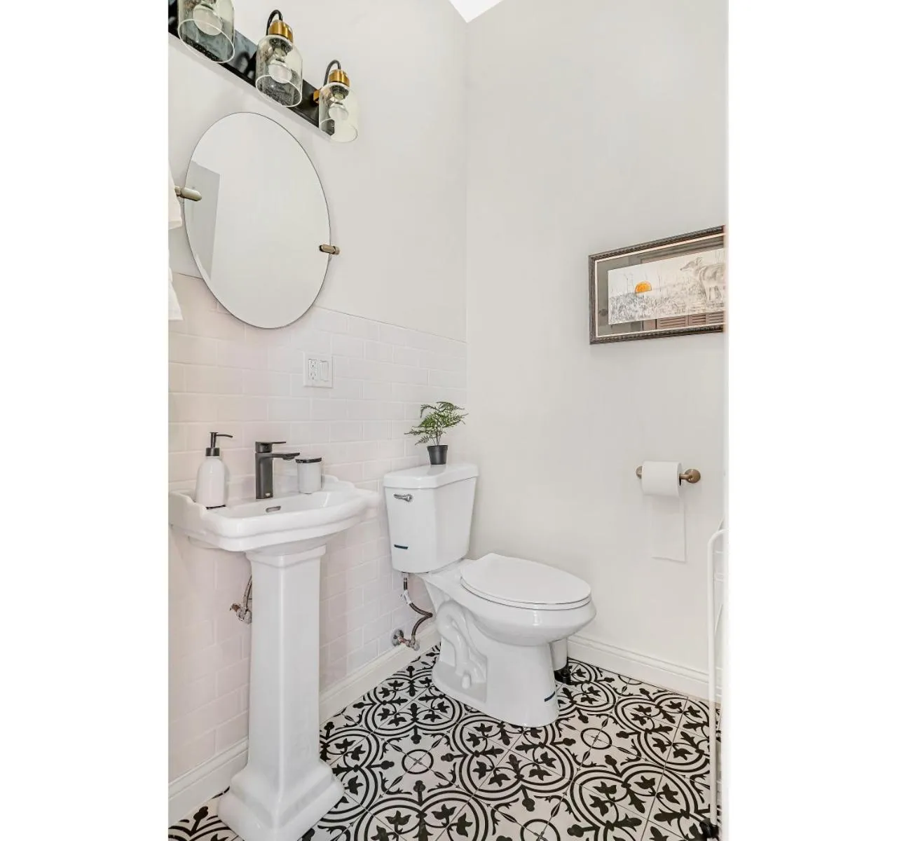 Bathroom in Spacious 5-BR Apt next to transit Free Parking