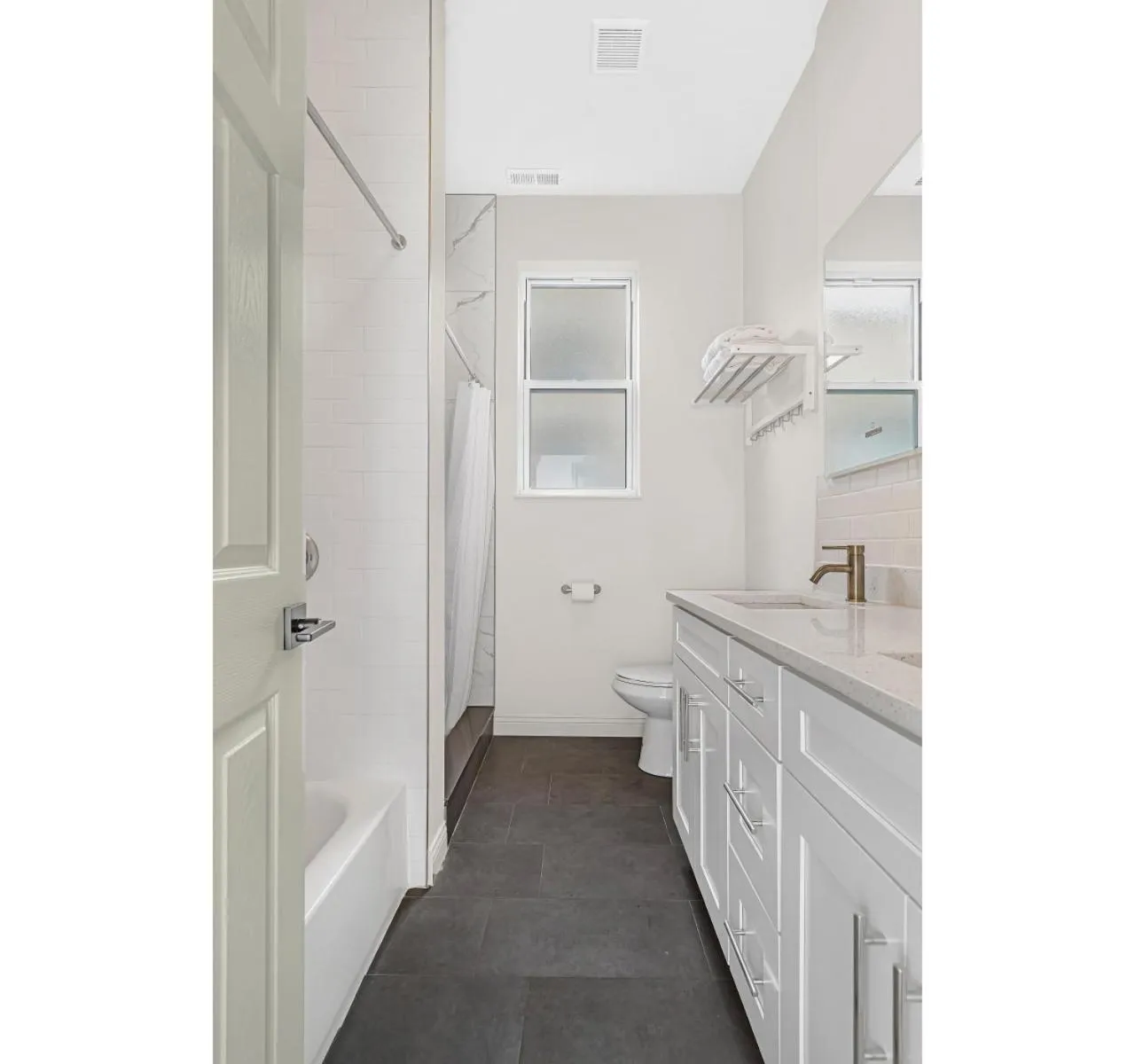 Bathroom in Spacious 5-BR Apt next to transit Free Parking