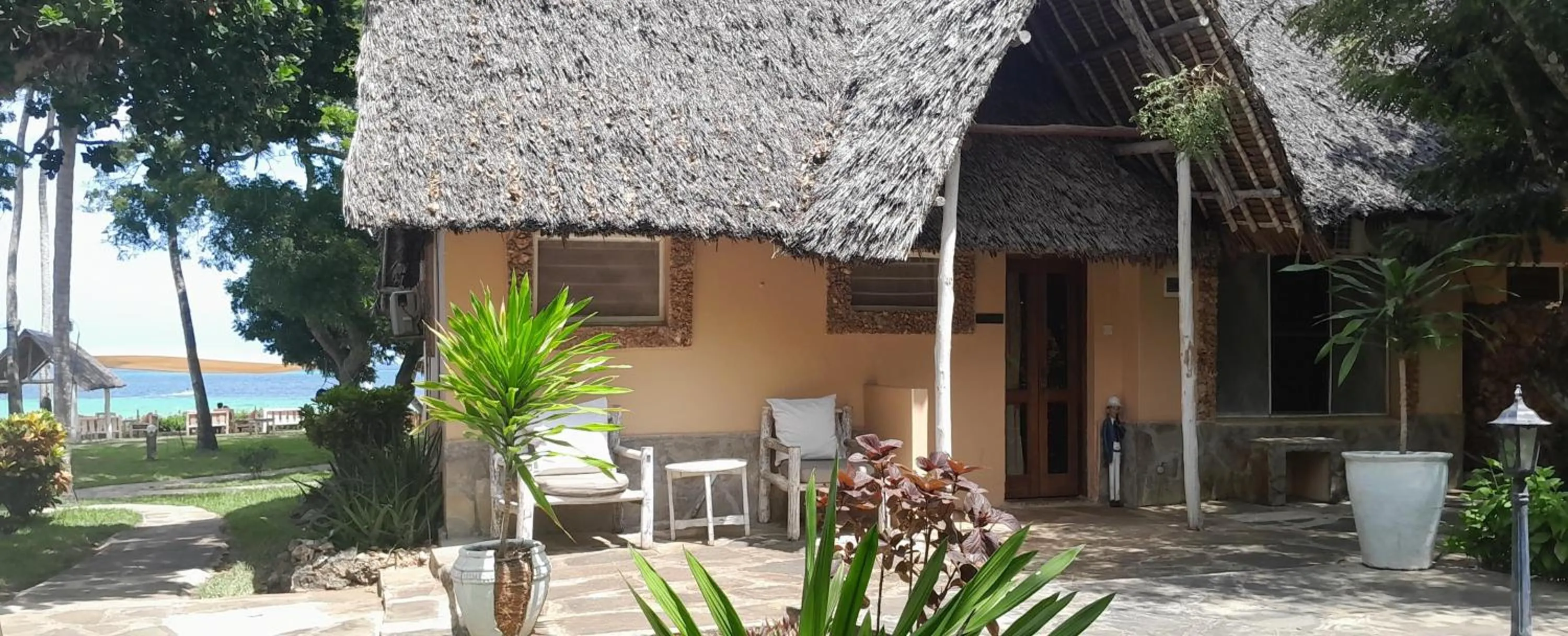 Property building in Eleven Pearl Boutique Hotel & Spa