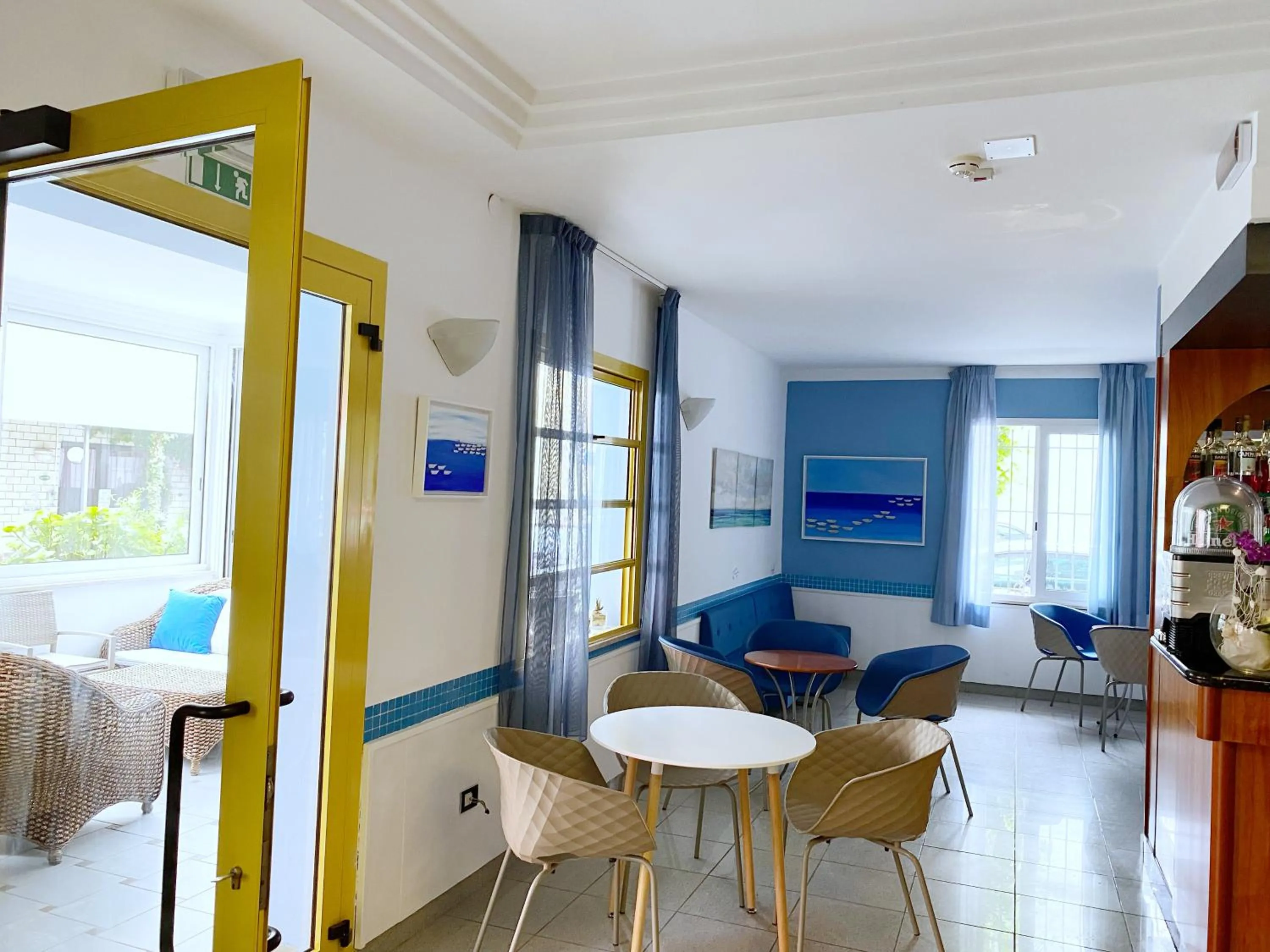 Lounge or bar in Hotel Stella Alpina