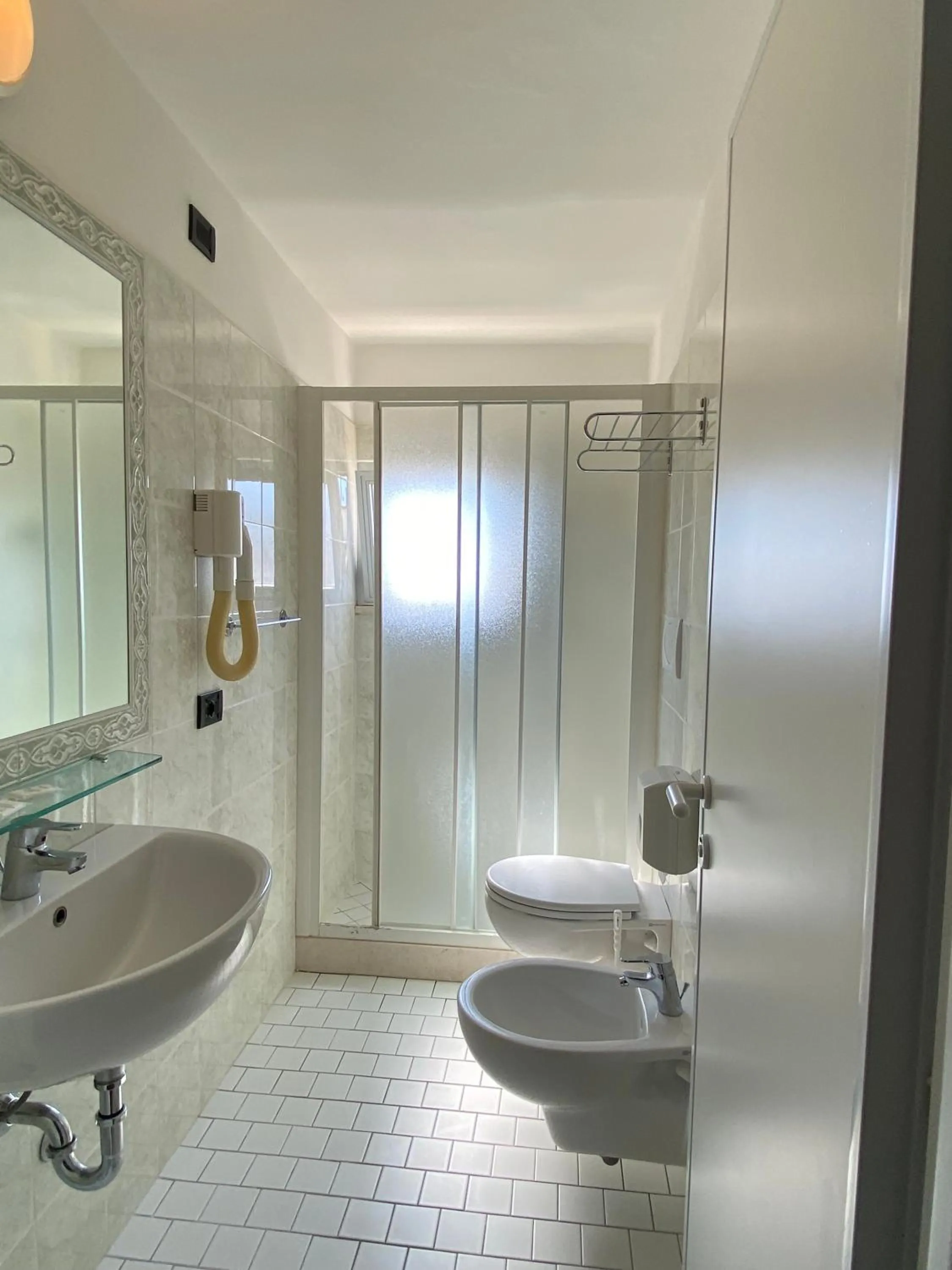 Shower in Hotel Stella Alpina