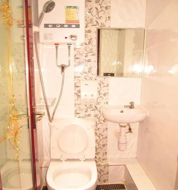 Triple Room in Strawberry Guest house Triple Room in Strawberry Guest house