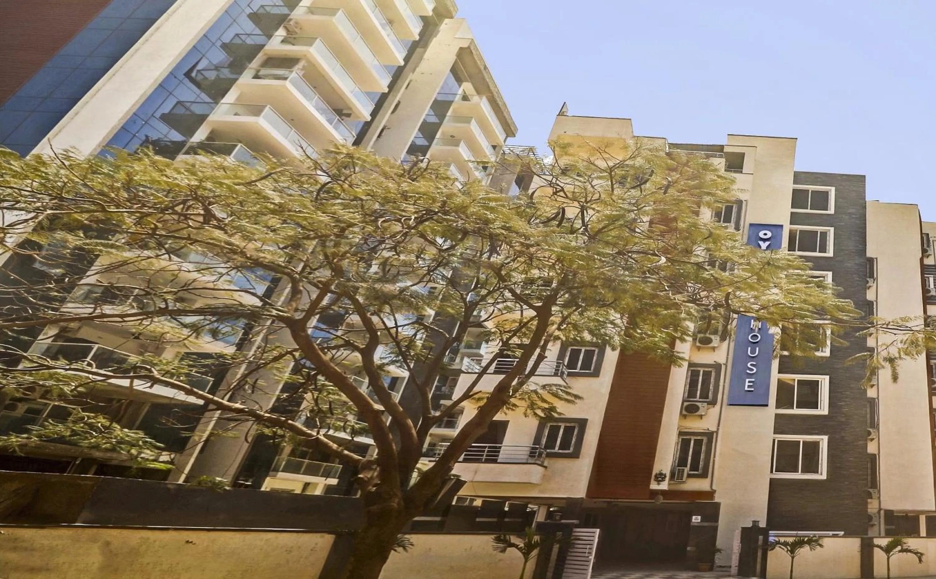 Facade/entrance in Collection O White House Near KIMS Kondapur