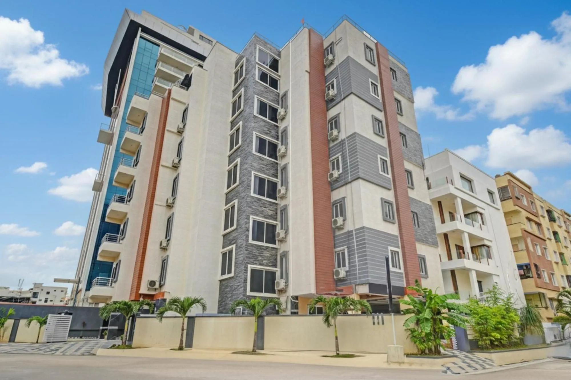 Property building in FabHotel White House Leo