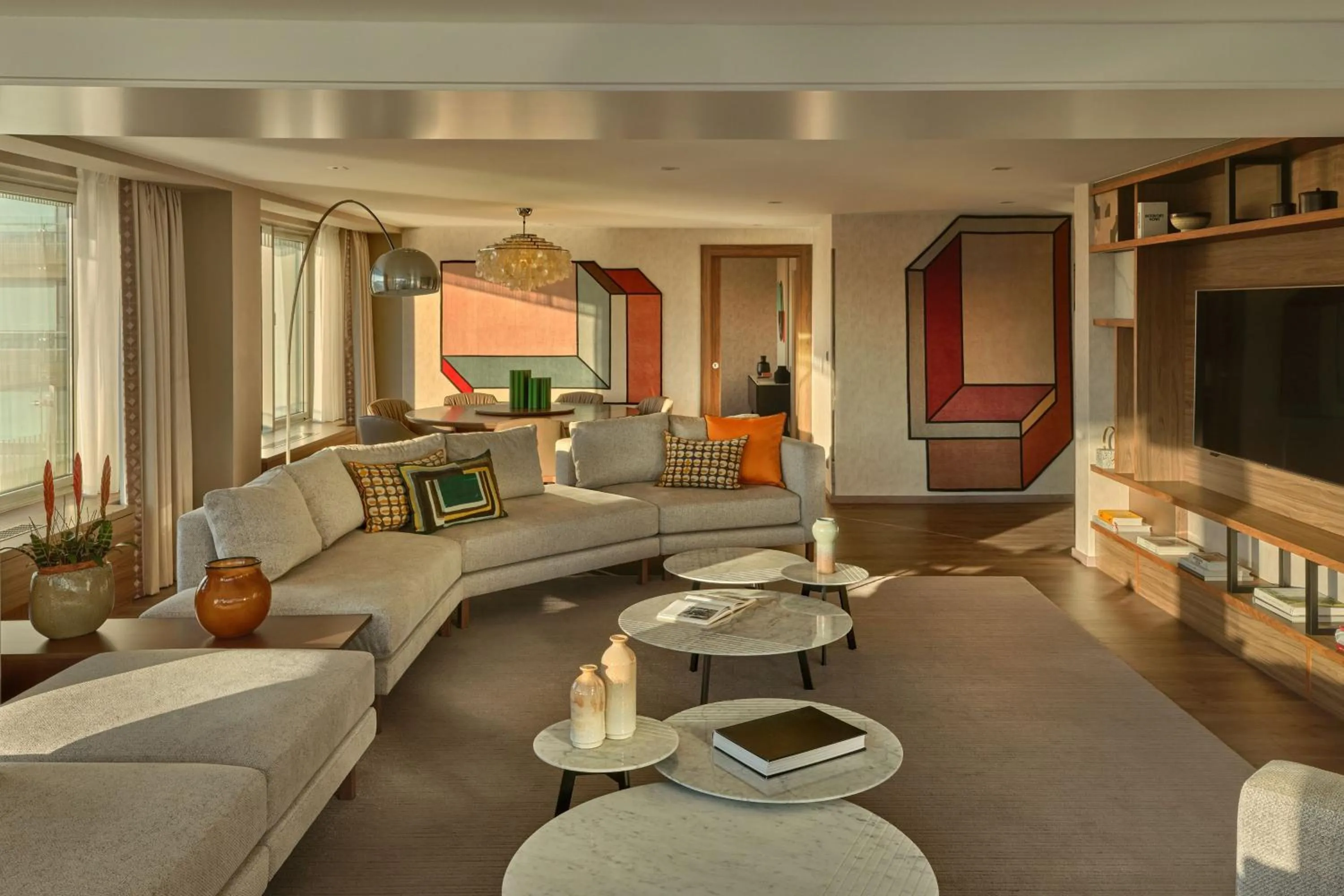 Living room in Budapest Marriott Hotel