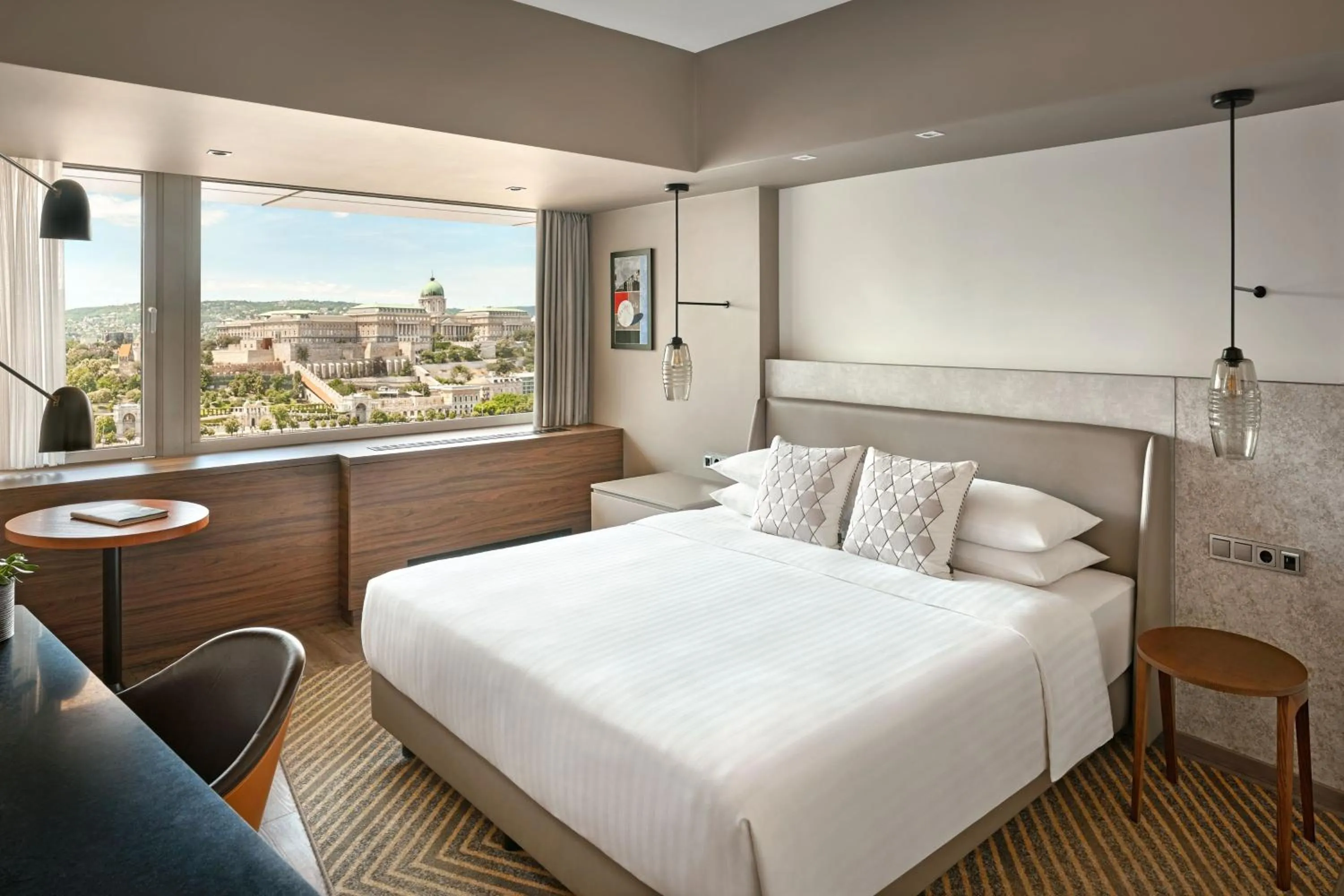 Bedroom, Bed in Budapest Marriott Hotel