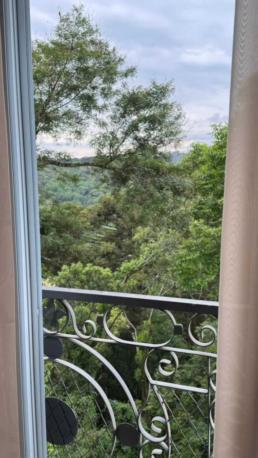 Hotel e Restaurante GIRATÓRIO RF Vision - A melhor vista 360 de Gramado