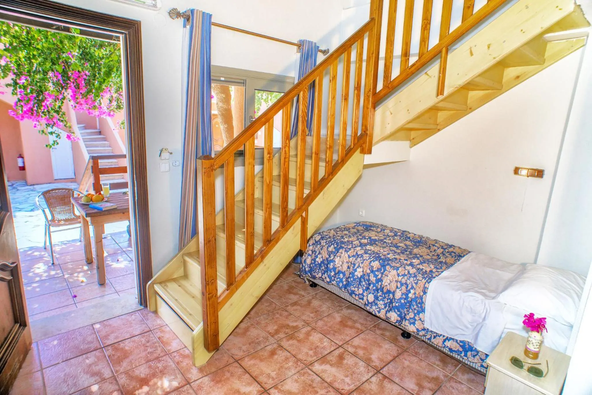 Photo of the whole room, Bed in Efrosini Village