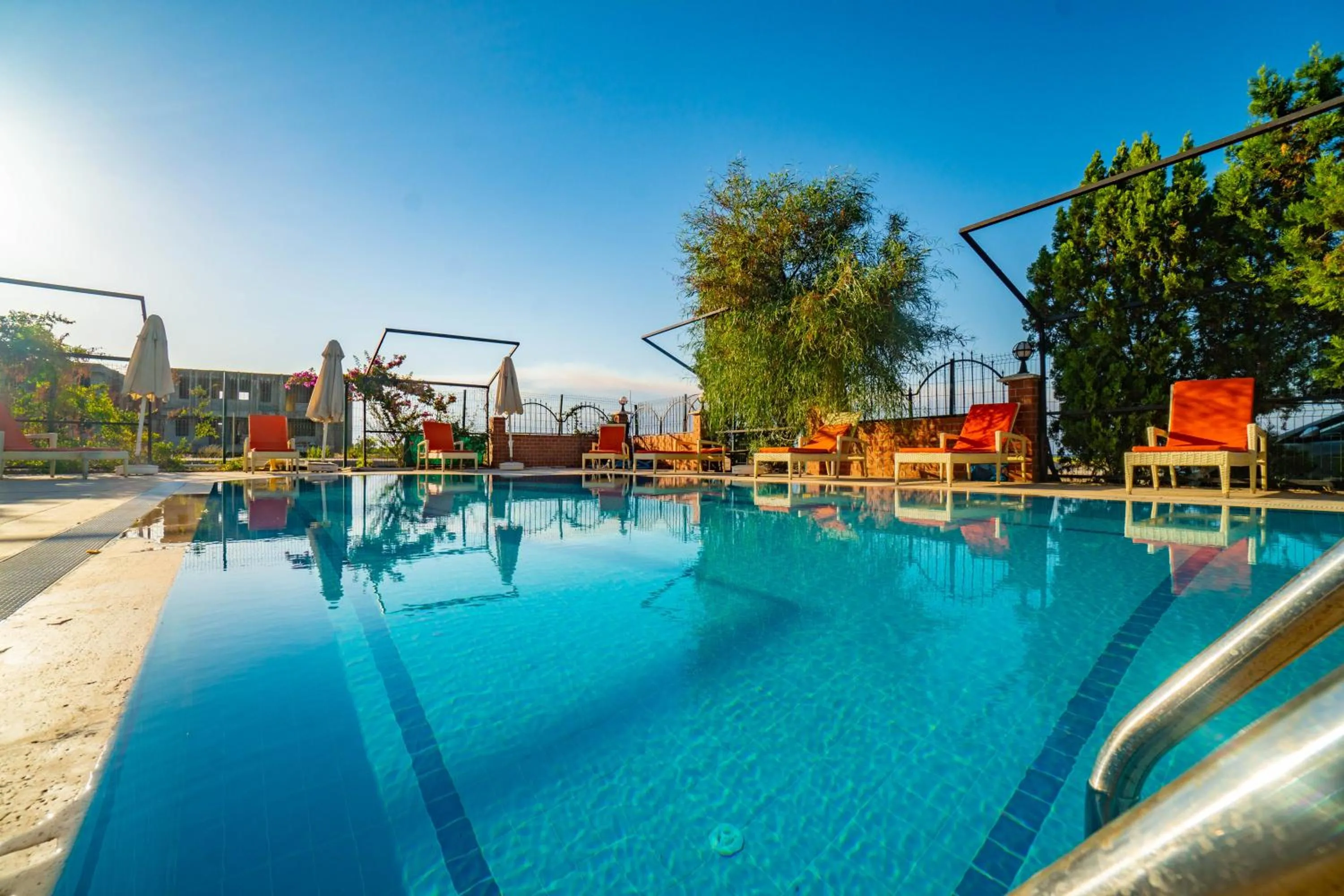 Day in Prenses Sealine Beach Hotel